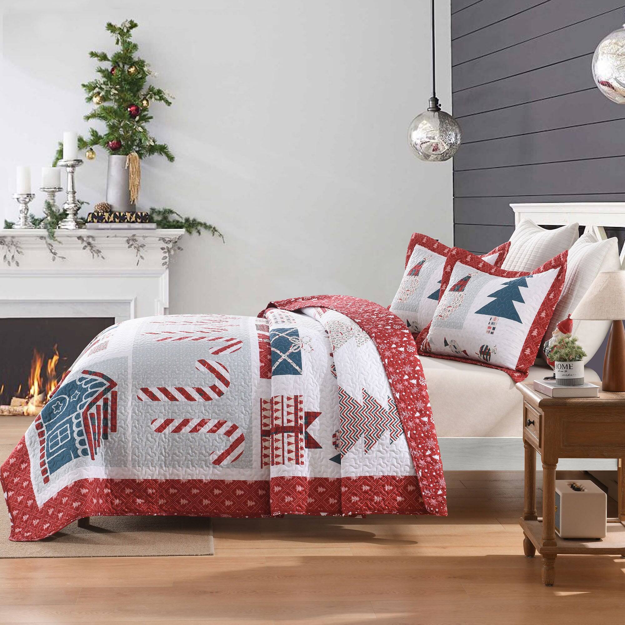 Left. MarCielo - MarCielo 3 Pcs Red Candy cane Polyester Christmas Quilt Bedspreads Set - Red.