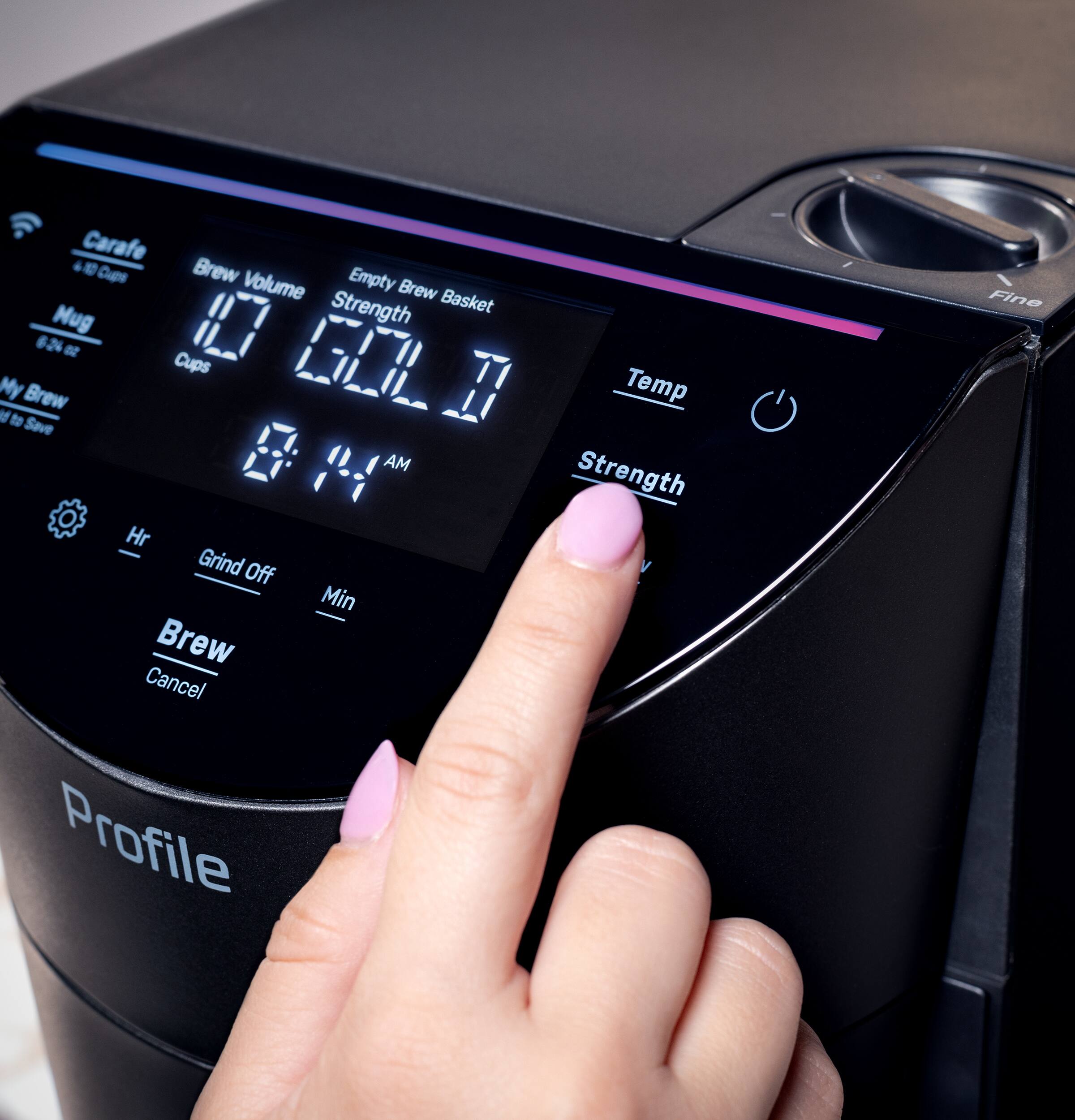 Carafe . Brew Cups Volume Empty Brew Basket Mug 0 Strength 6N4 oz Cups GOB My Brew  Temp V to Save B8 P AM Strength Hr Grind Off V Min Brew Cancel Profile Fine