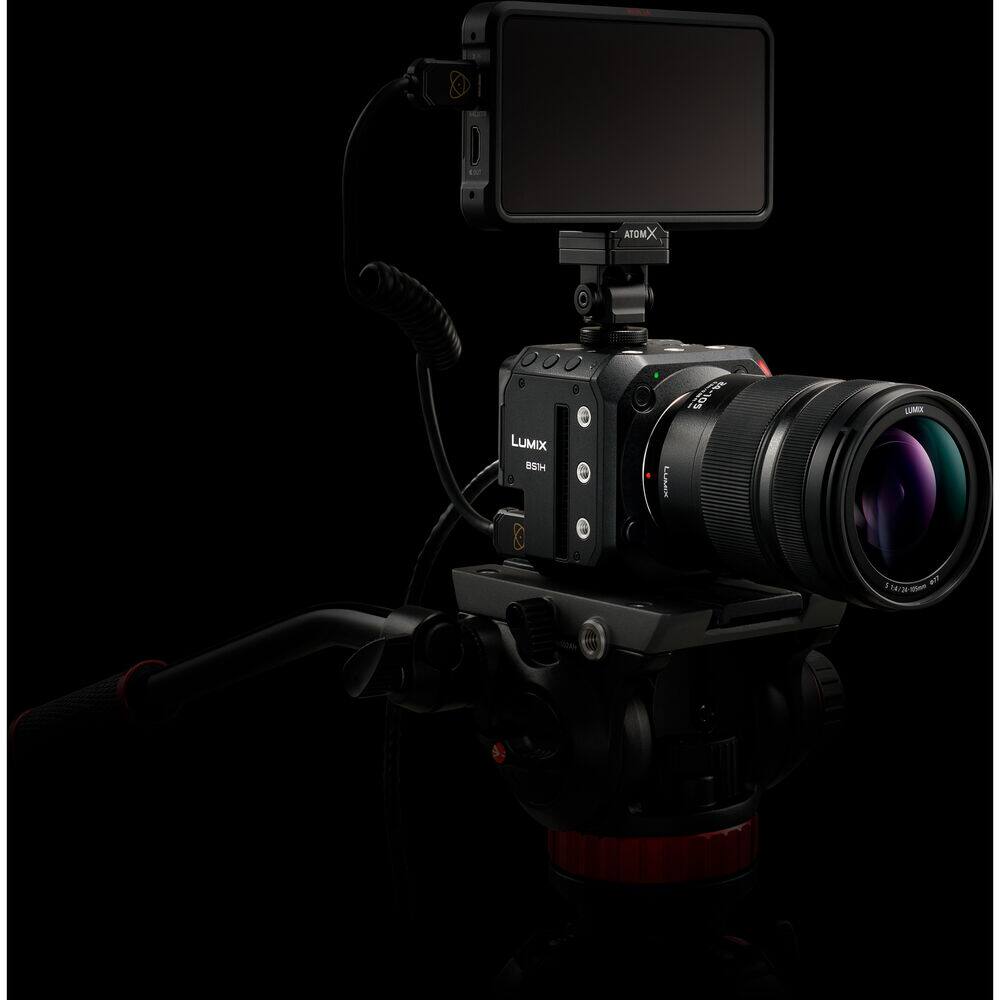LUMIX S & e.1 LME an 1ean

LUMIX S
BSH1

ATOMOS

LUMIX
LEICA

24-105mm
1:1.4-2.8

LUMIX