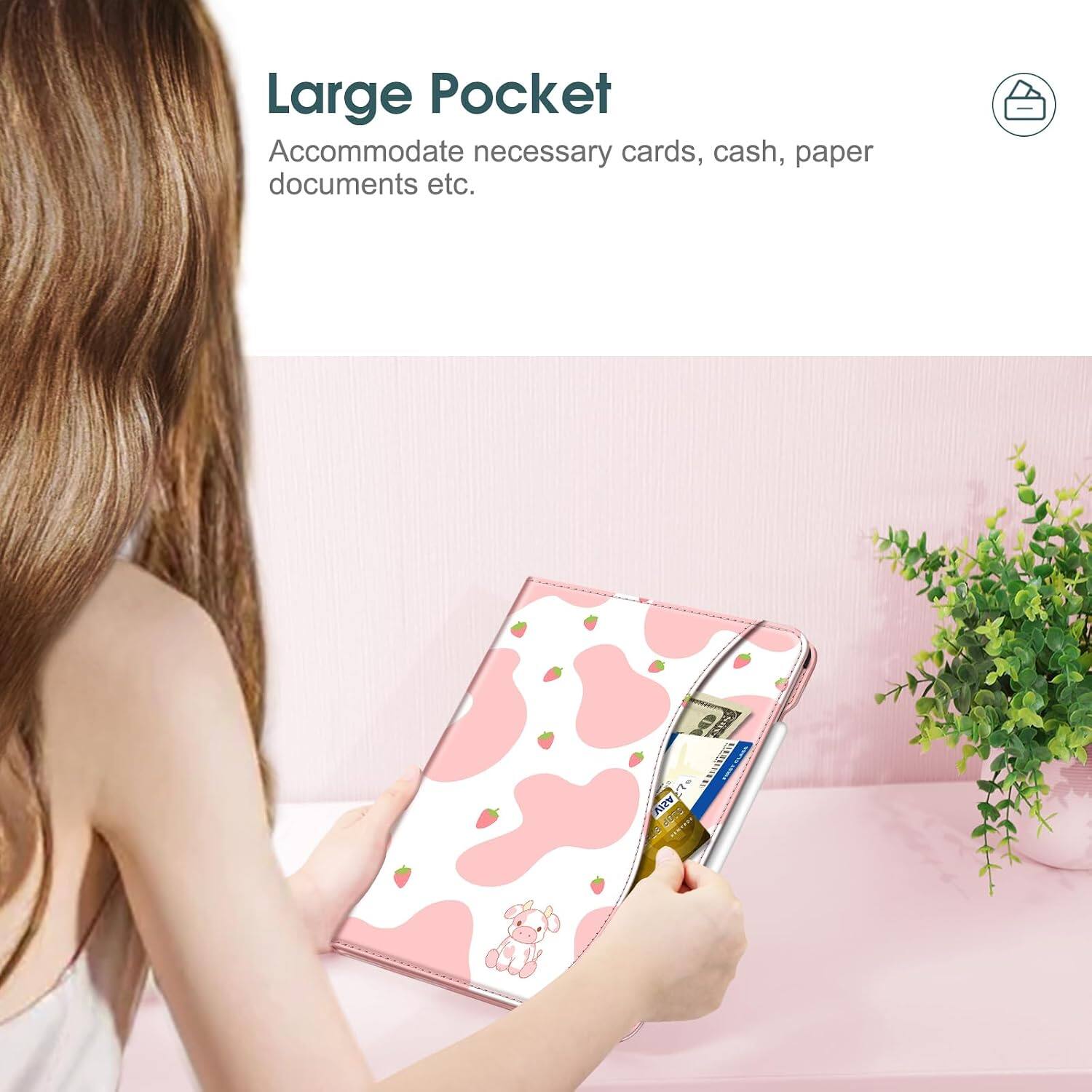 Large Pocket  
Accommodate necessary cards, cash, paper documents etc.