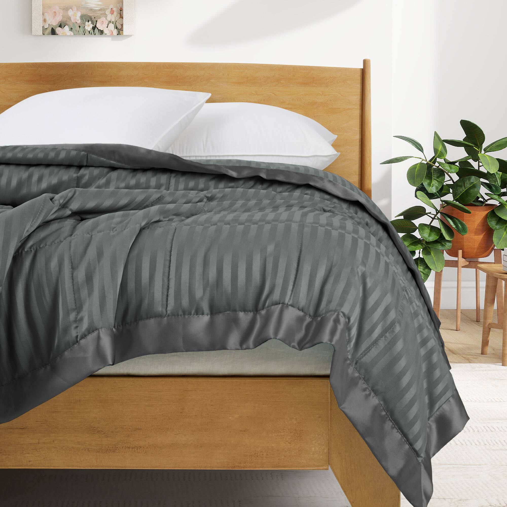 Left. Nest - Peace Nest Hotel Quality Luxury All Season Jacquard Soft Bed Blanket with Satin Trim Cozy and Warm - Black.