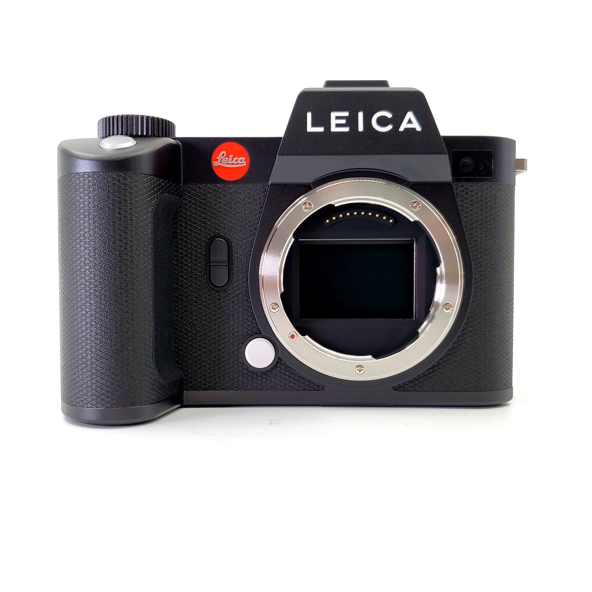 LEICA Leica