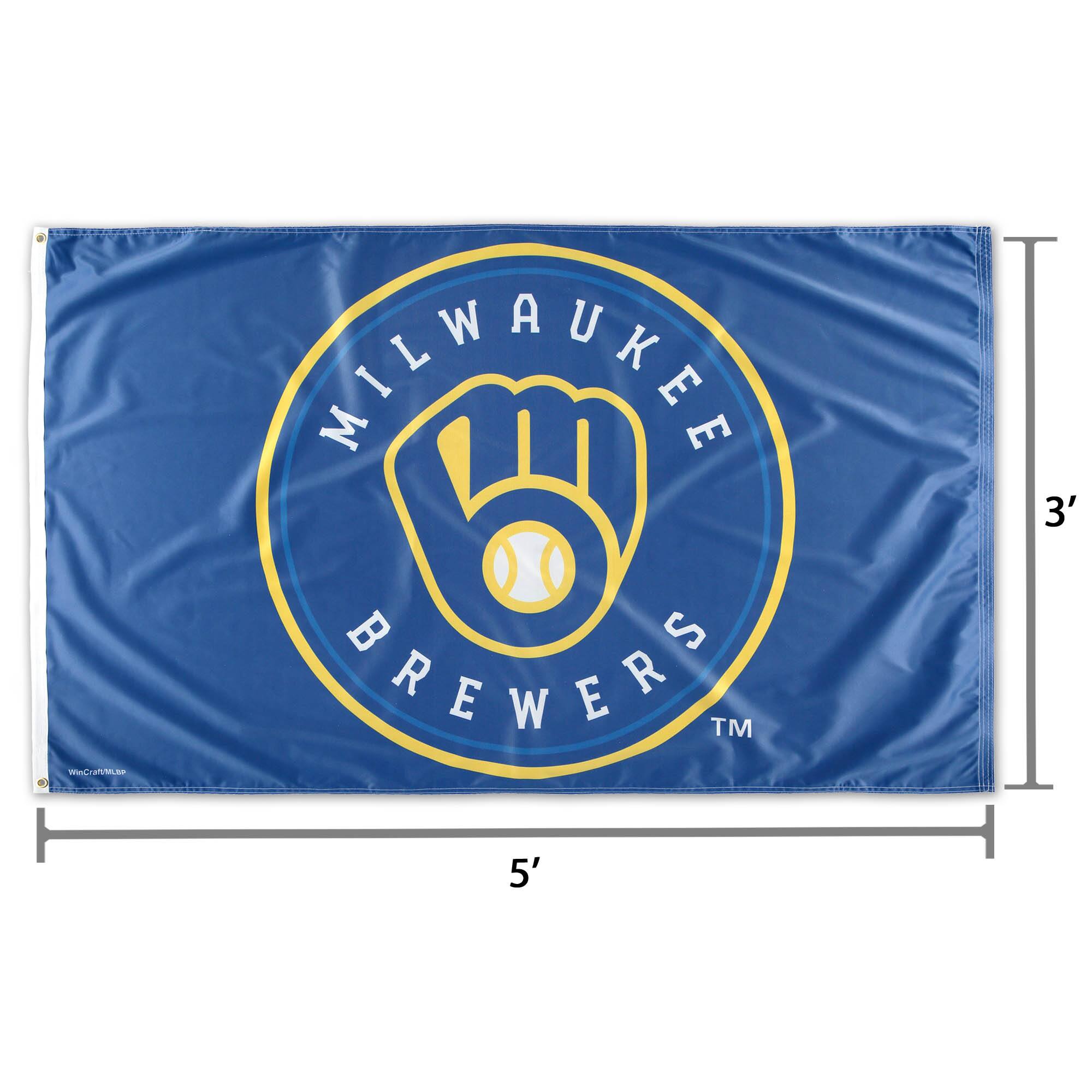 MILWAUKEE BREWERS™

3' 5'