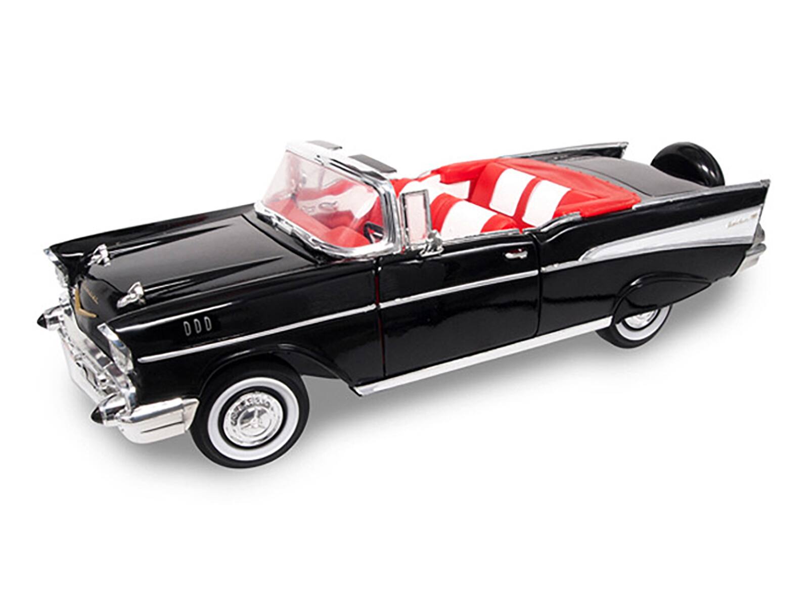 Angle. Road Signature - 1957 Chevrolet Bel Air Convertible Black 1/18 Diecast Model Car by Road Signature - Black.