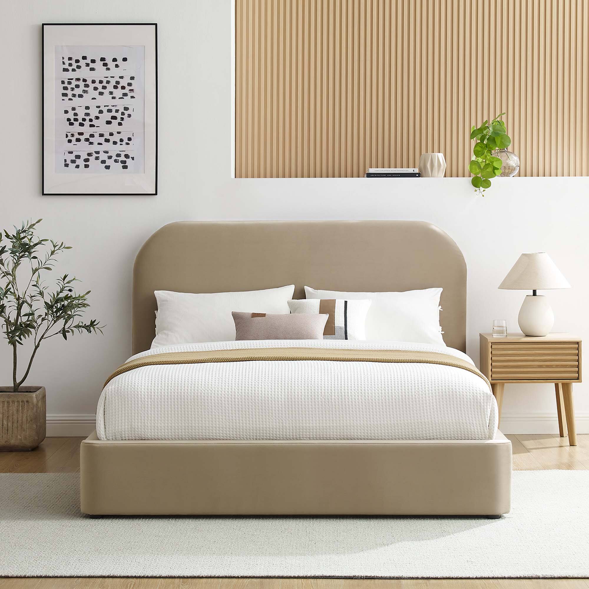 Alt View 5. Modway - Gwyneth Tufted Performance Velvet Queen Platform Bed - White.