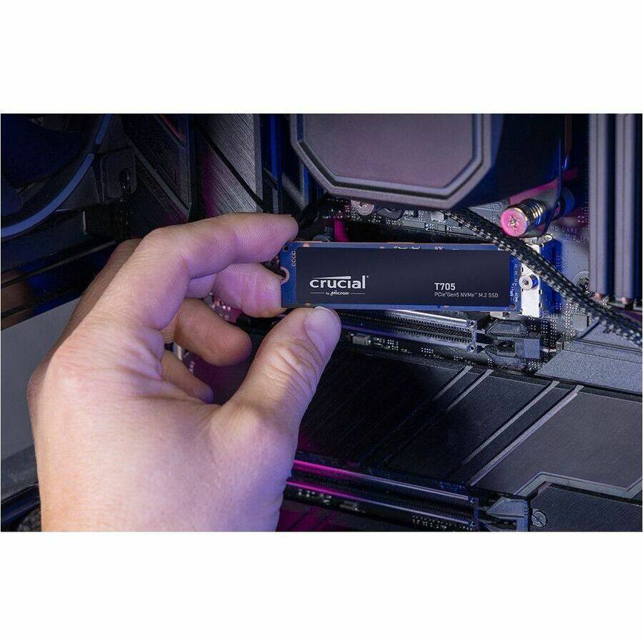 Crucial T705  
PCIe Gen4 NVMe M.2 SSD