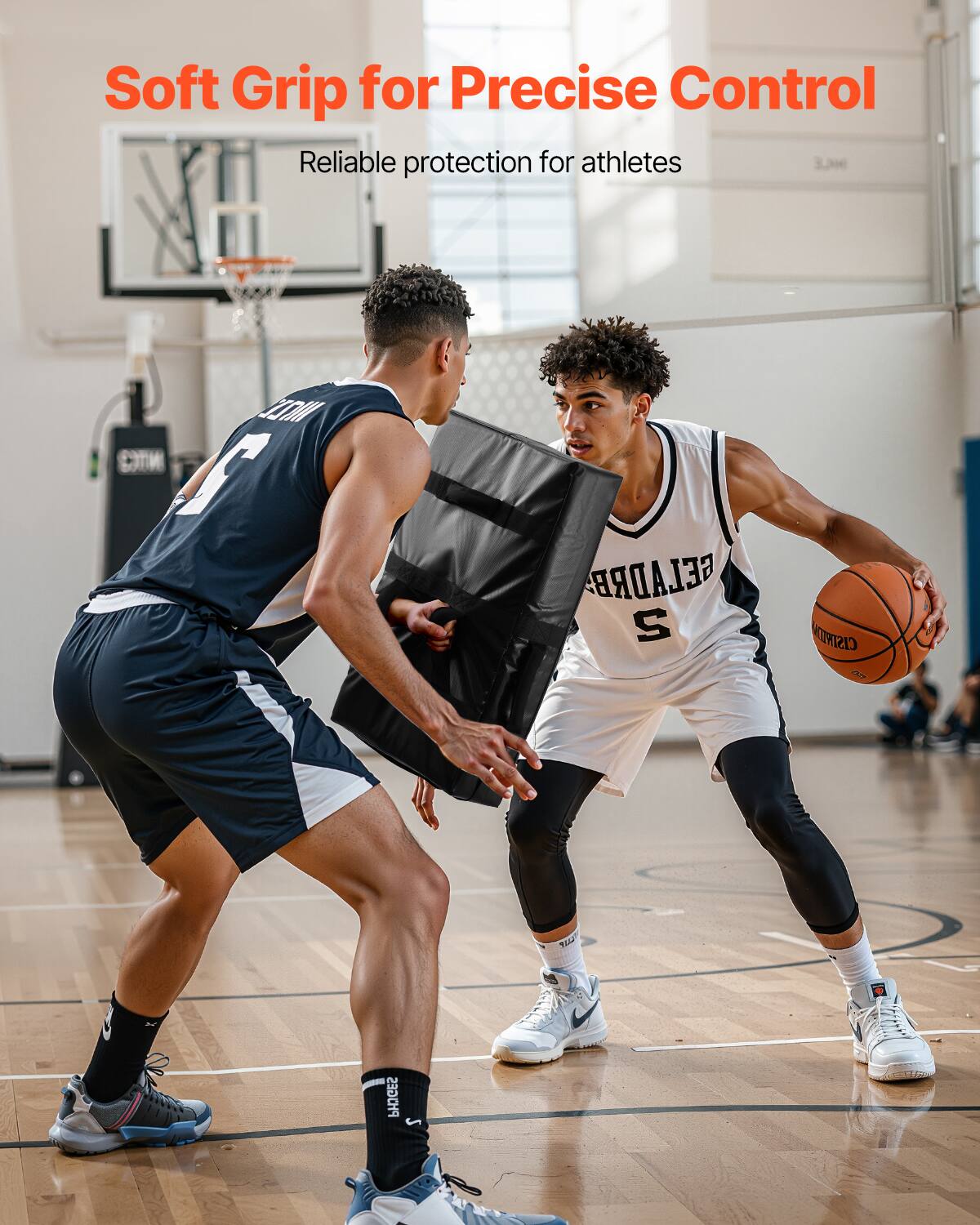 Soft Grip for Precise Control  
Reliable protection for athletes