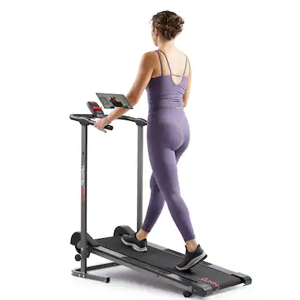 The text on the image is "TREADMILL".