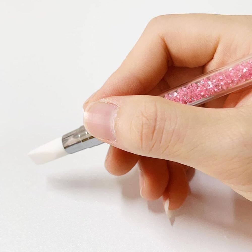 Alt View 3. Beauty Hub Ecommerce - 5 Pieces Nail Sculpture Pens - Multicolor.