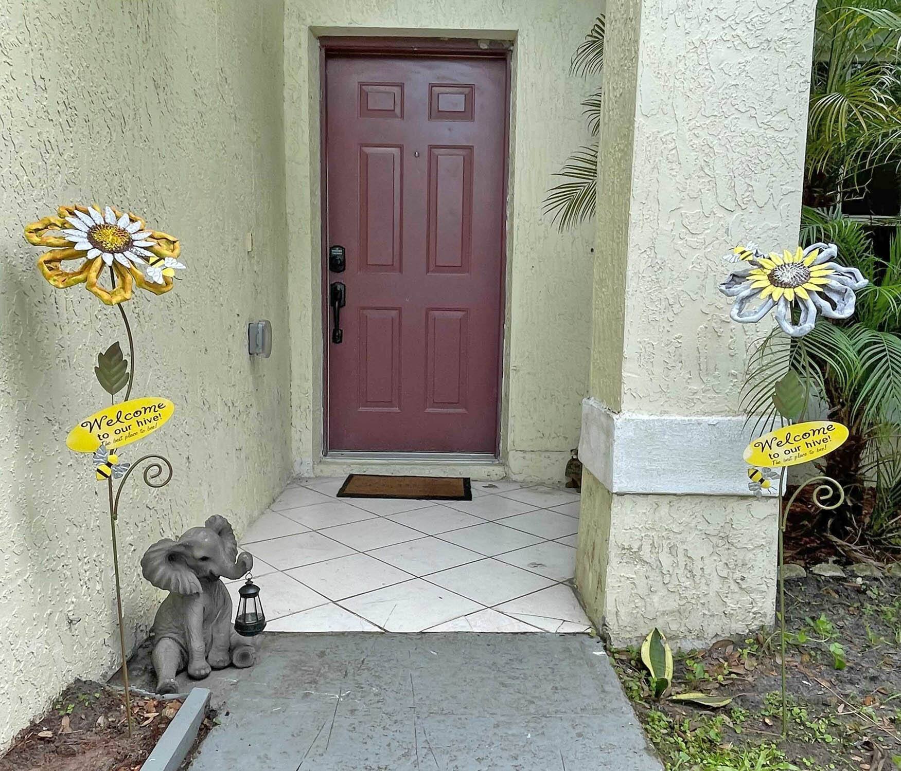 Welcome to our hive!