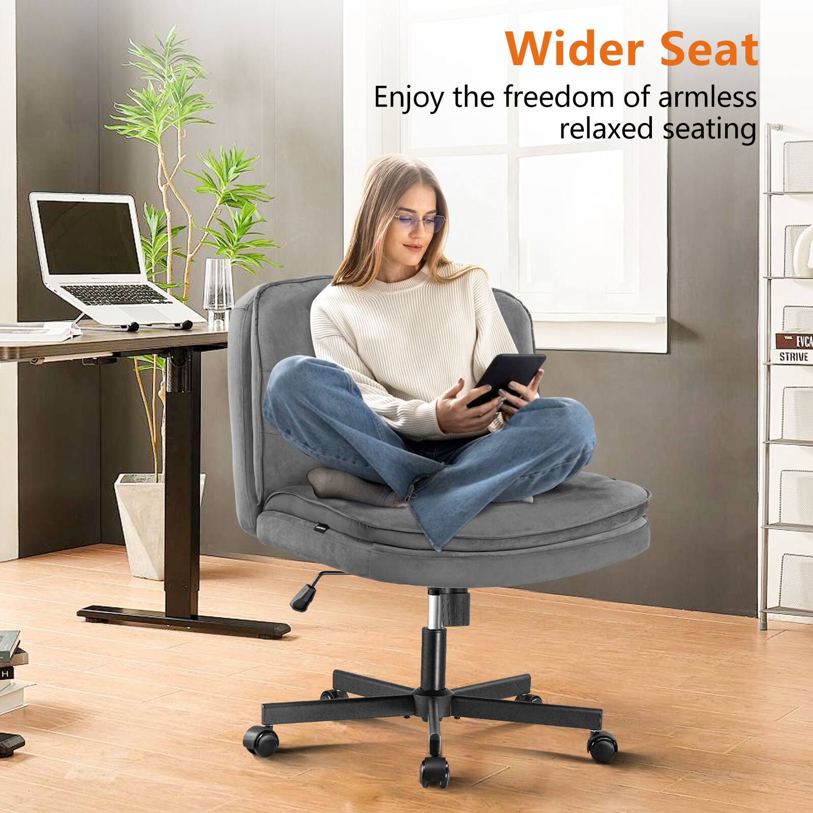 Wider Seat Enjoy the freedom of armless relaxed seating FICA STRIVE H