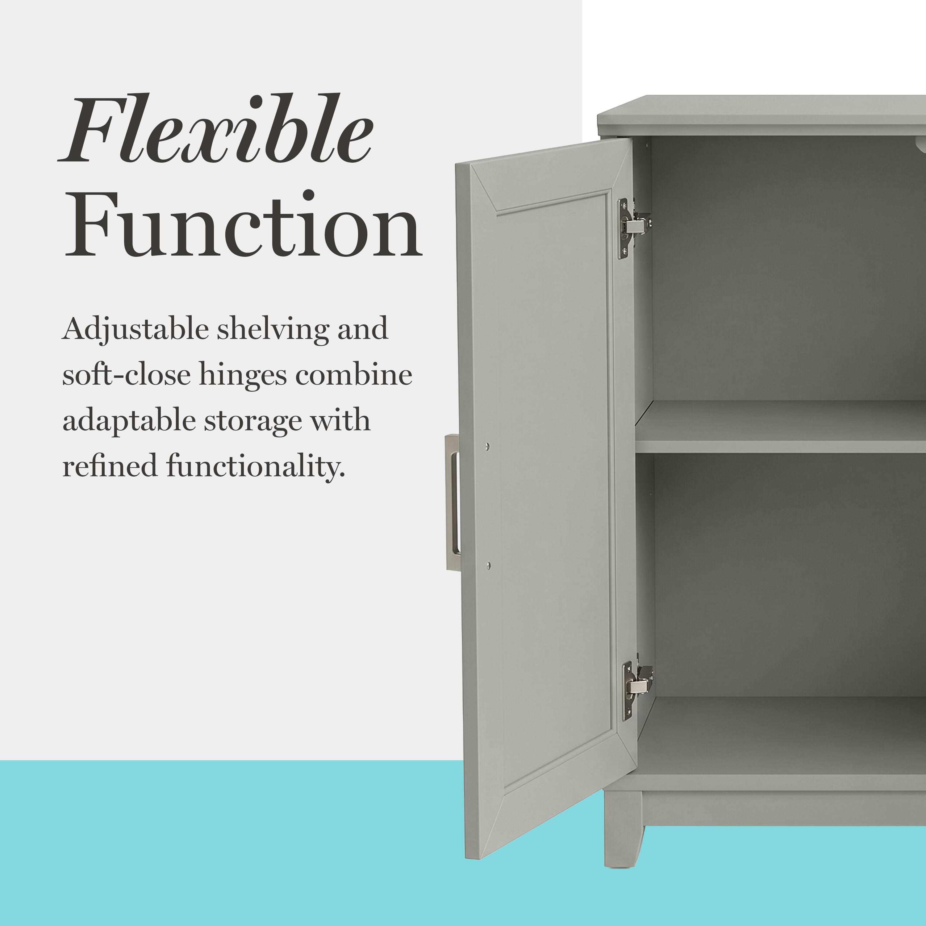 Flexible Function

Adjustable shelving and soft-close hinges combine adaptable storage with refined functionality.