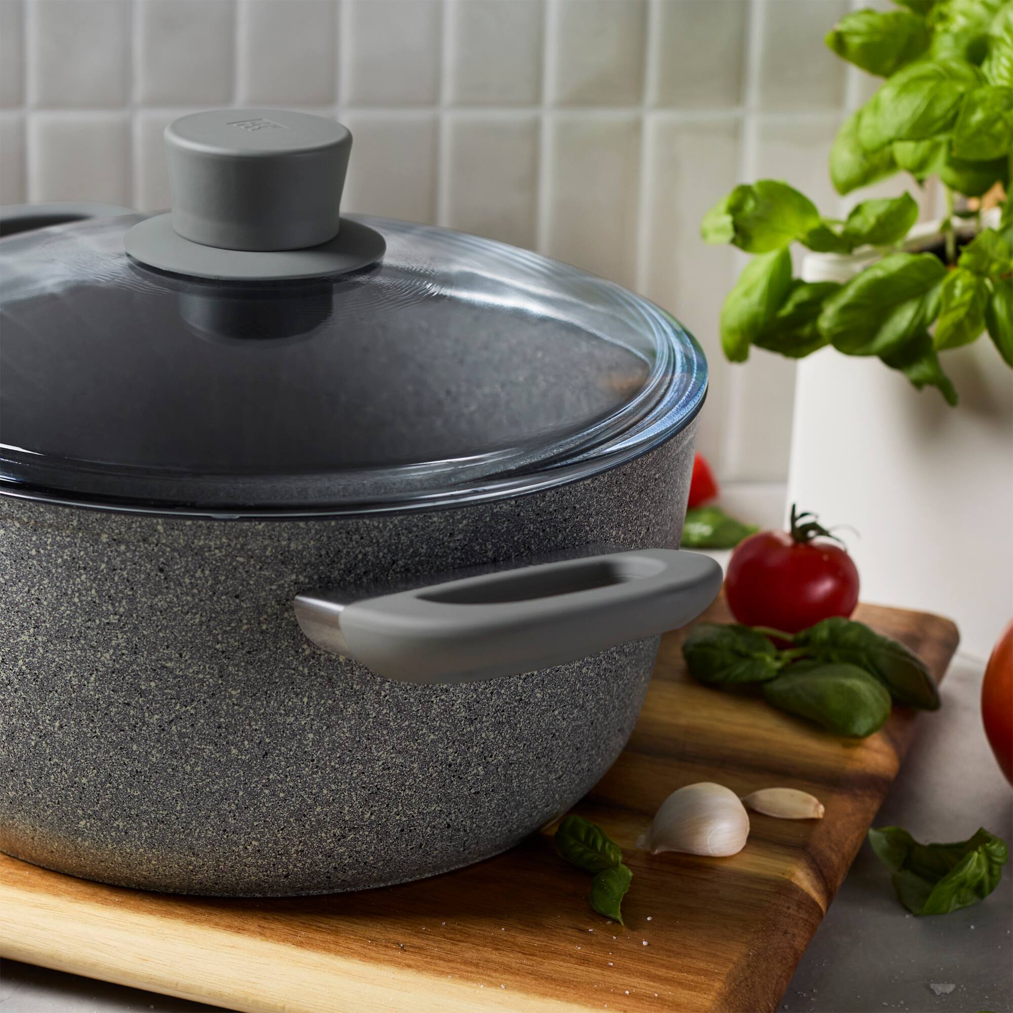 Alt View 5. ZWILLING - ZWILLING Parma Plus Ceramic 4.8-qt Aluminum Ceramic Nonstick Dutch Oven with Lid - Grey.