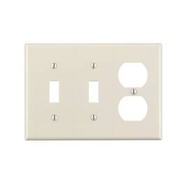 Leviton - 3 gang Thermoset Plastic Duplex/Toggle Wall Plate 1 pk - Almond