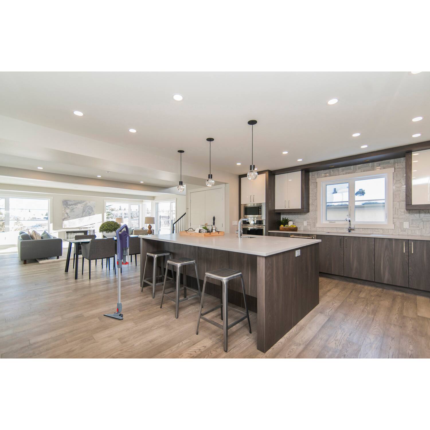 Left. Koblenz - Scorpio 3-in-1 Corded Cyclonic Vacuum SVK-165 - Gray/Purple.