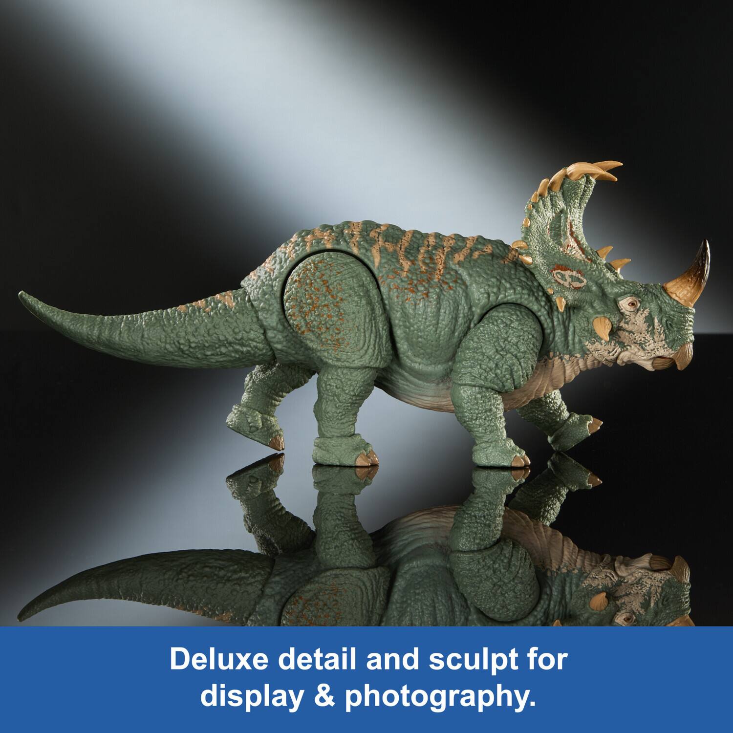 Deluxe detail and sculpt for display & photography.