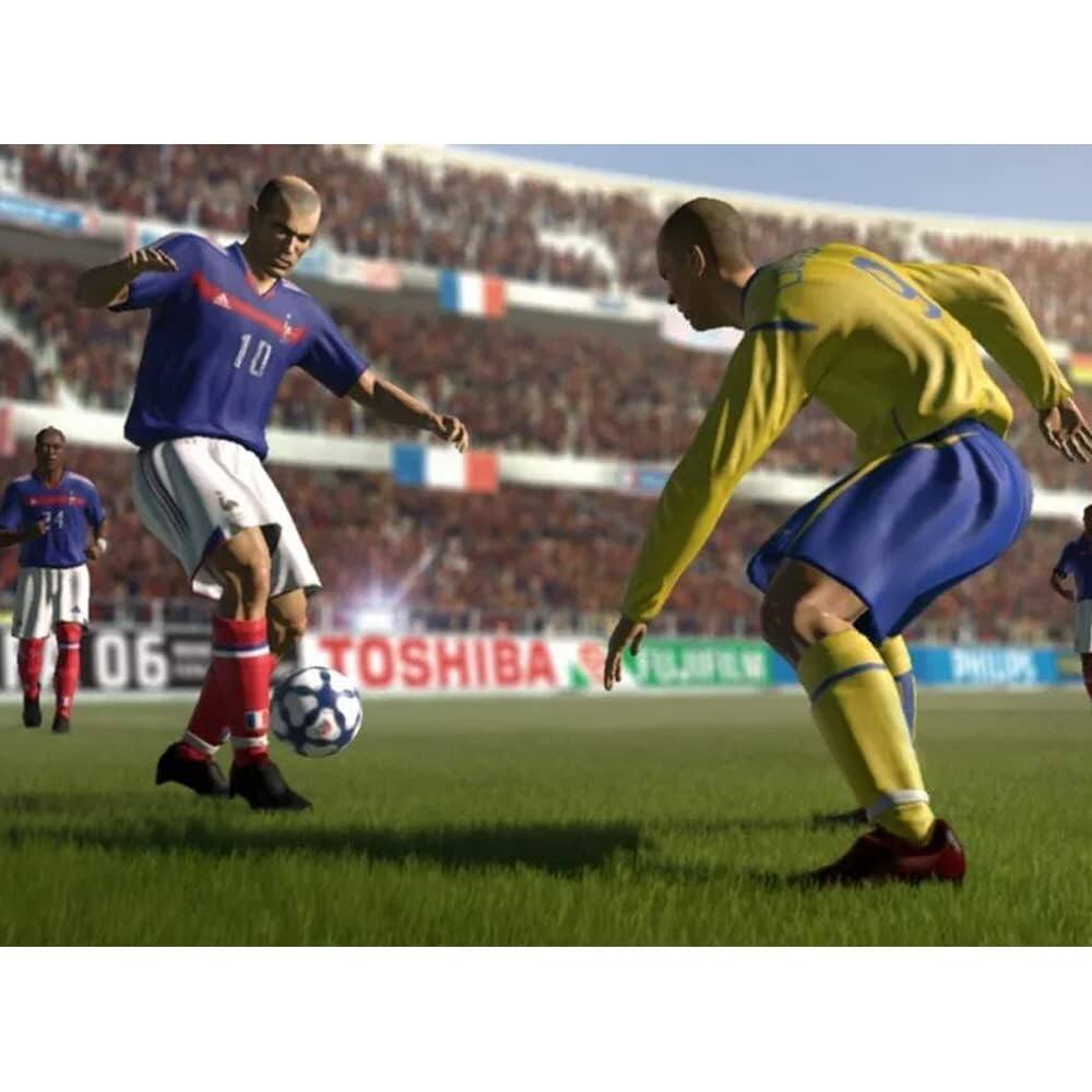 Left. Electronic Arts - FIFA Soccer 2006 - Xbox 360.
