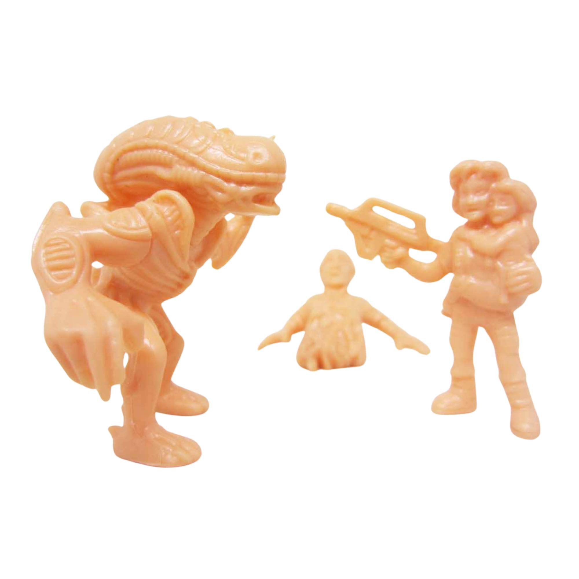 Alt View 1. Super7 - Aliens M.U.S.C.L.E. Mini-Figure Set | Pack A.