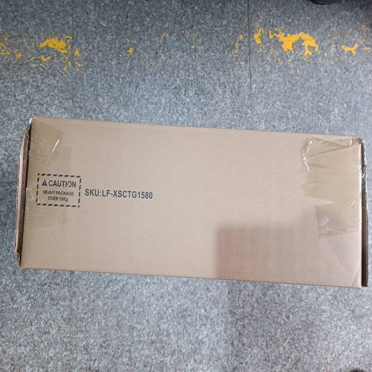 CAUTION  
HEAVY PACKAGE  
SKU: LF-XSCTG1580  
OVER 15Kg