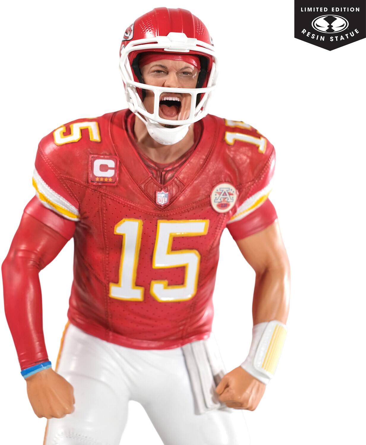 LIMITED EDITION RESIN STATUE

15