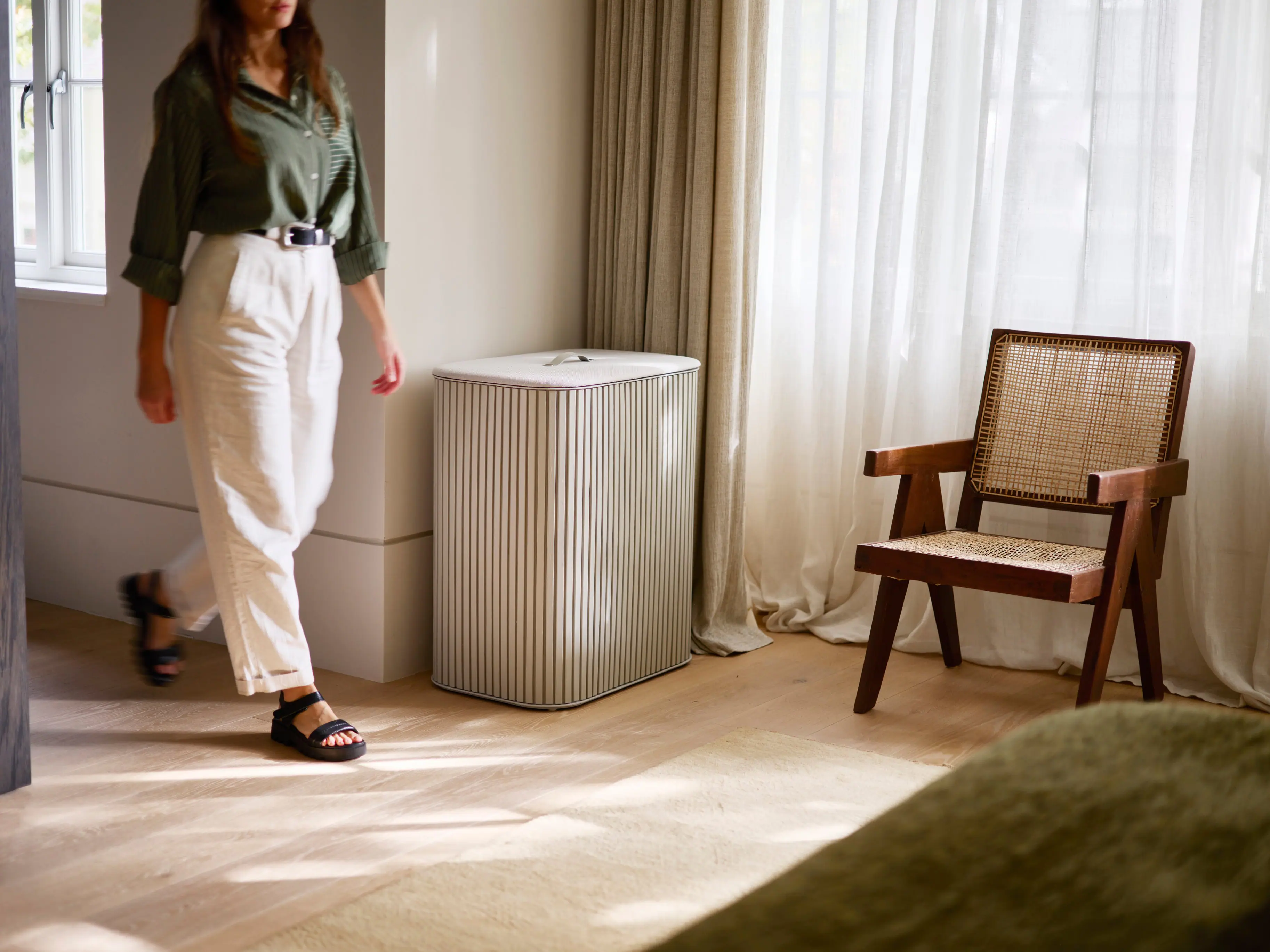 Alt View 3. Joseph Joseph - Tota Trio Luxe 90-liter Bamboo Laundry Separation Hamper - Ecru.