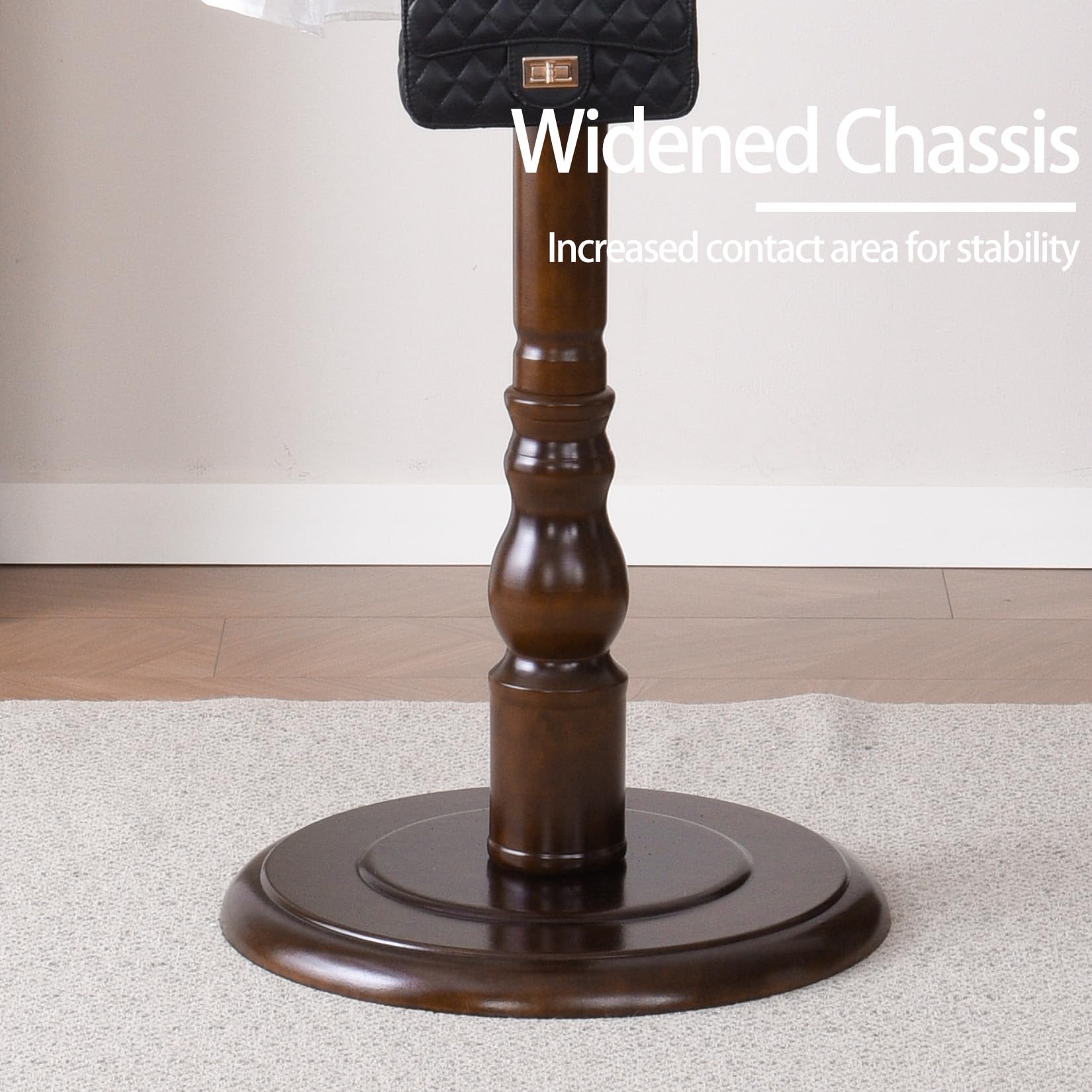 Widened Chassis  
Increased contact area for stability