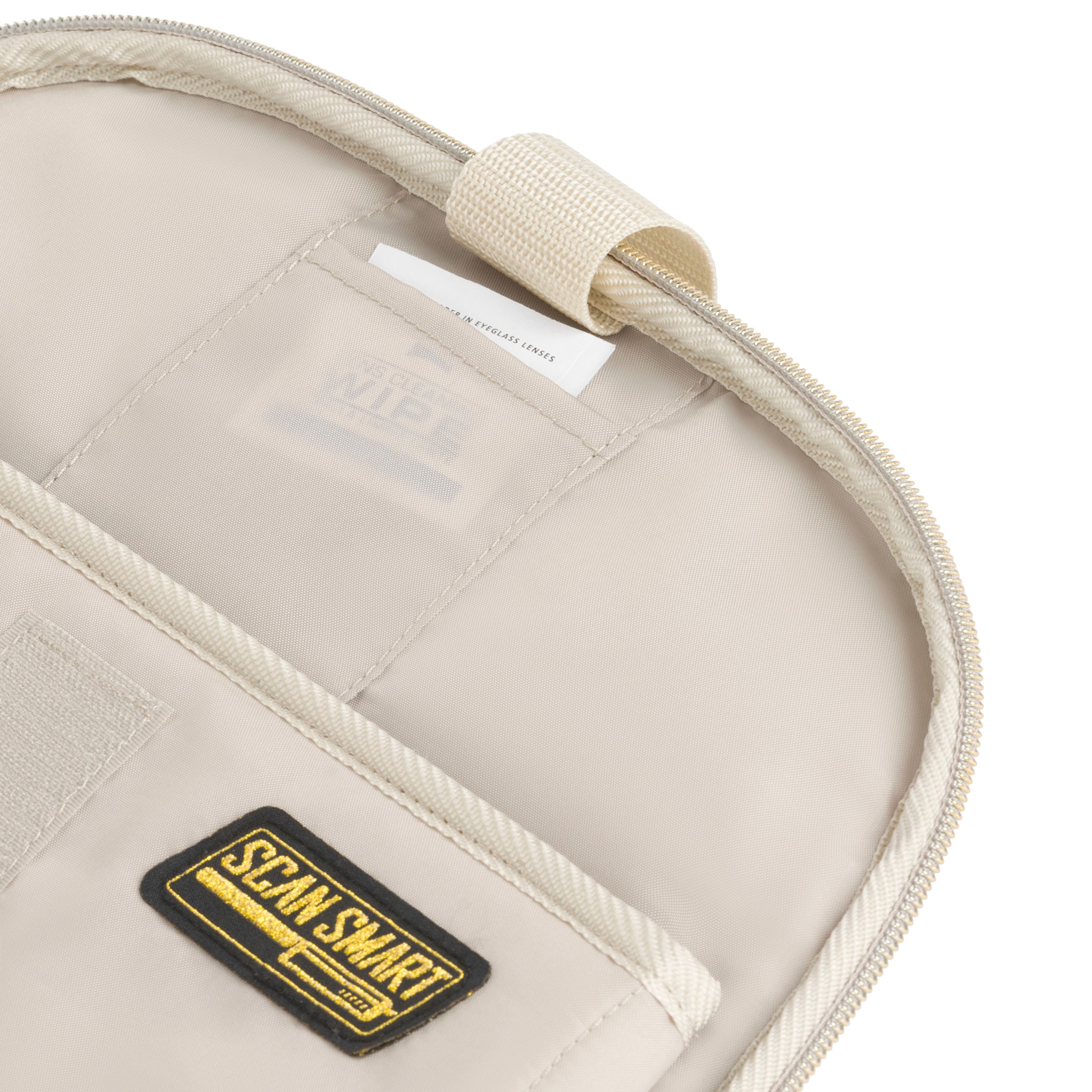 The text on the image reads "Sean Smart" and "Scan Smart."