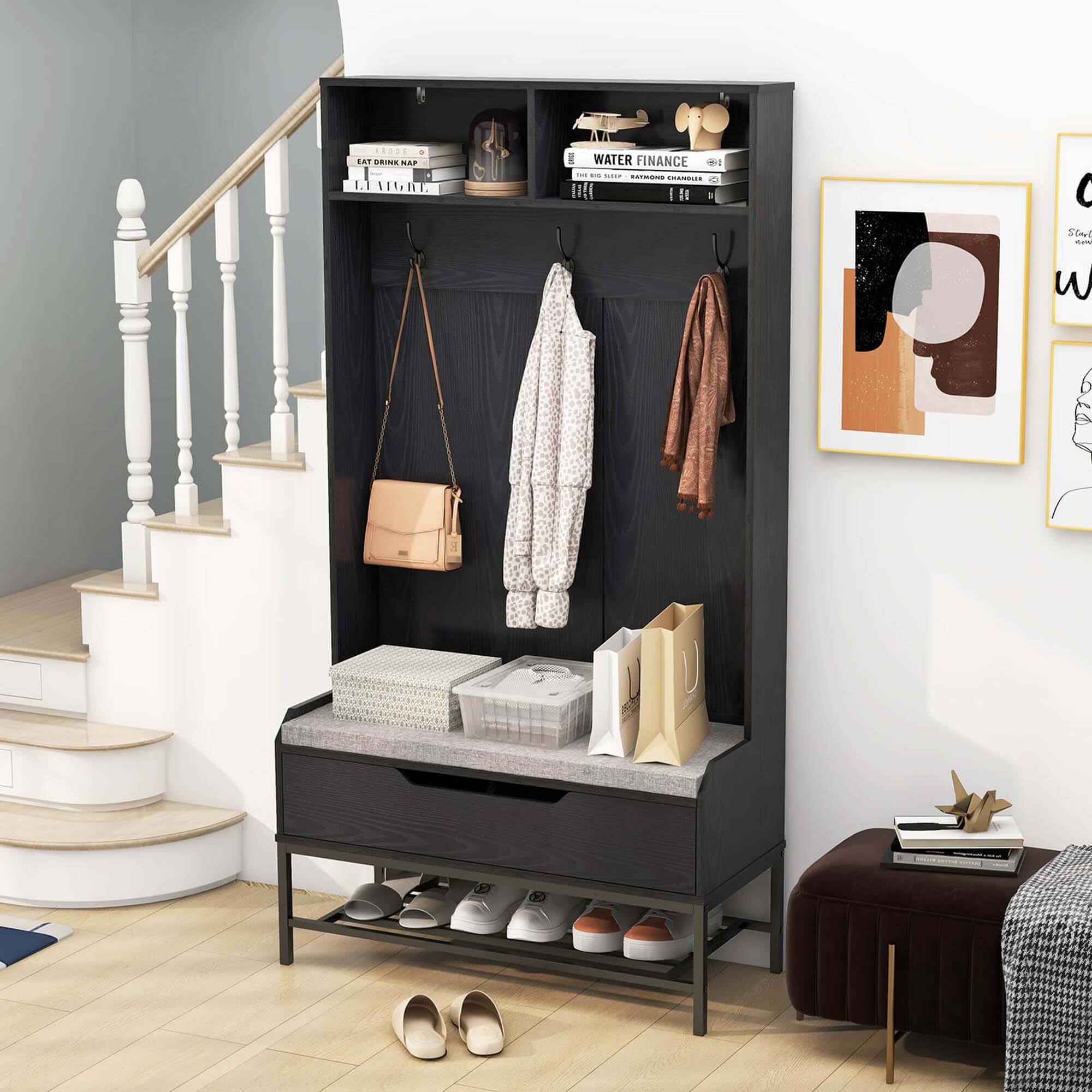 RODE EAN RINE ... I 1.1 LIGRT WATER FINANCE - - - .... - SMANDLES 0 UE Ide - . SEe aam w

Corrected text:
RODE EAN RINE ... I 1.1 LIGRT WATER FINANCE - - - .... - SMANDLES 0 UE Ide - . SEE aam w