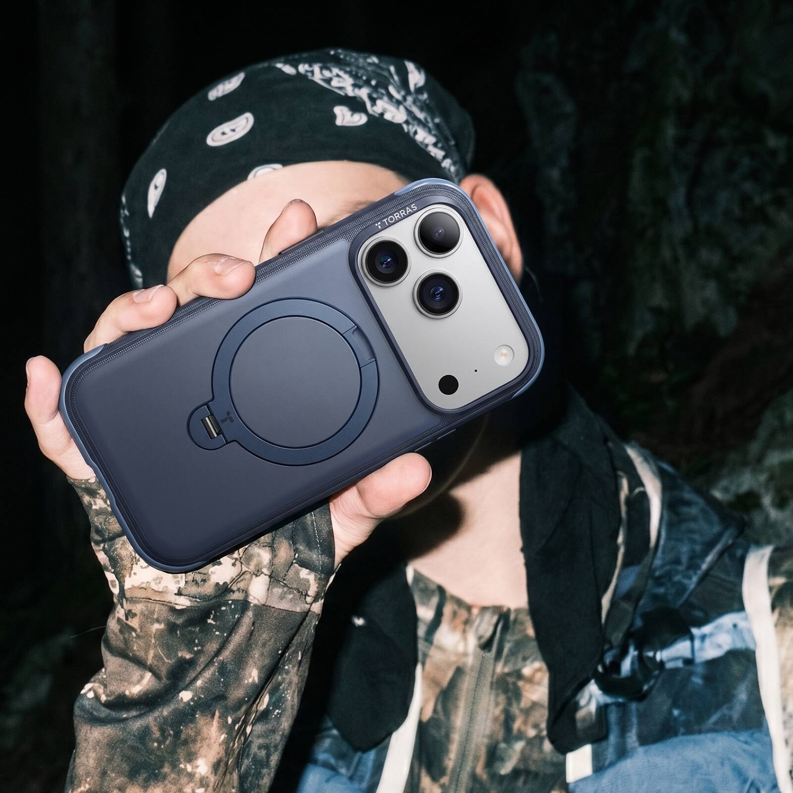 Alt View 3. TORRAS - TORRAS Ostand Q3 Rugged Case for iPhone 17 Pro - Anti-Slip Wavy Grip, 12FT Drop Protection, 360 stand - Ocean Blue - Ocean Blue.