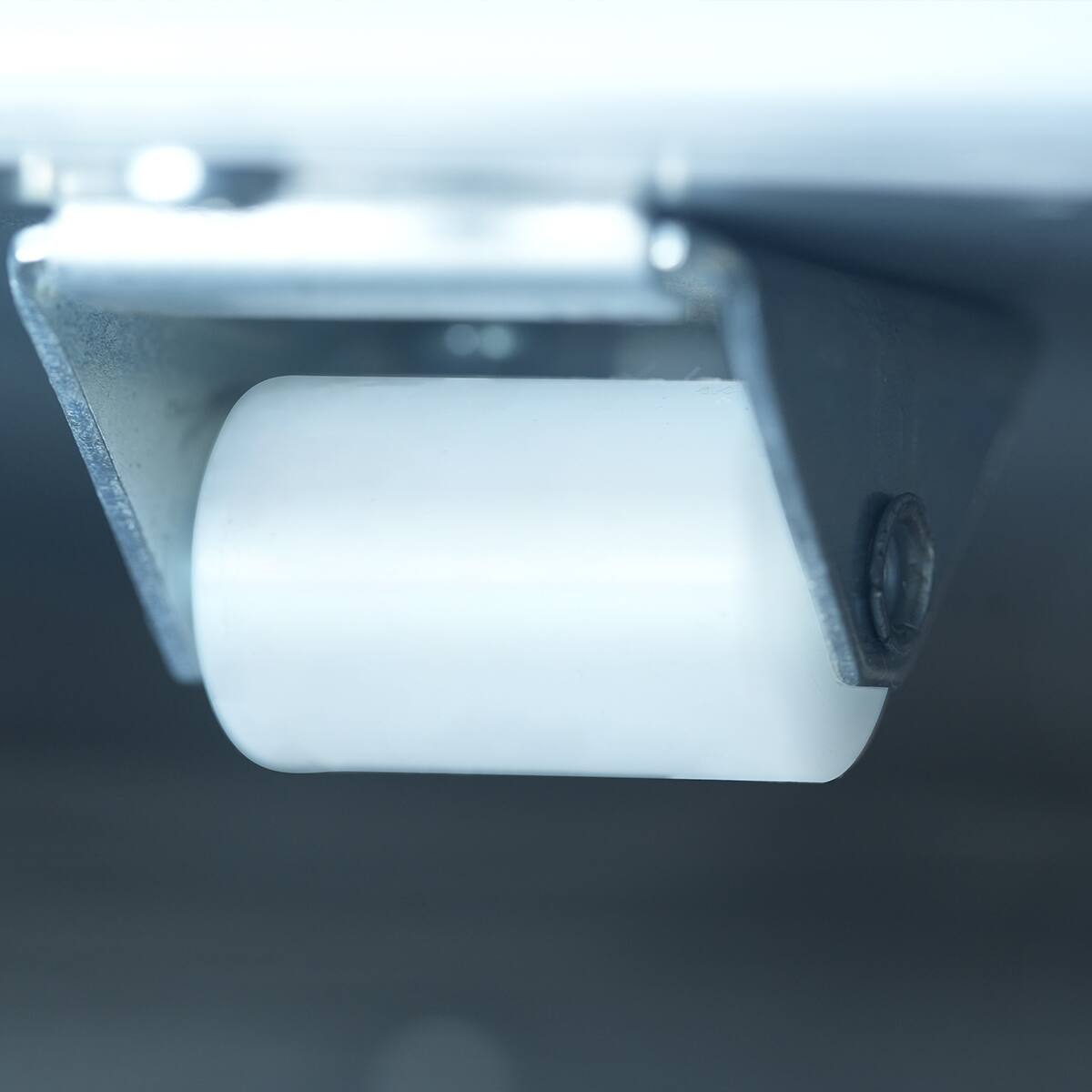 Alt View 7. Chery Life - 7.0 Cu.ft Solid Top Commercial Deep Chest Freezers with Lockable Stay-Open Lid Painted - White.