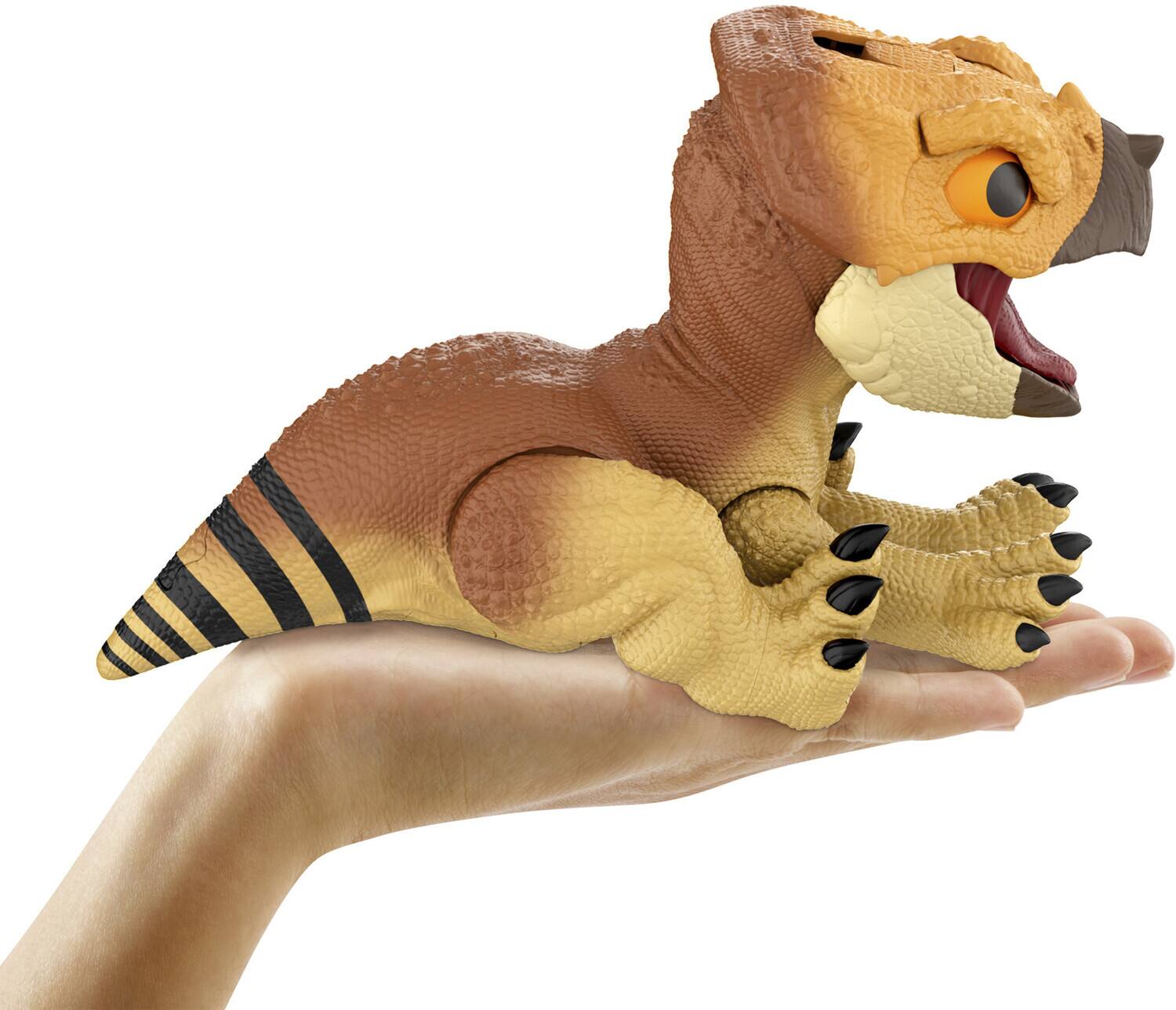Mattel Jurassic World: Rebirth Train 'N Tame Aquilops 'Delores