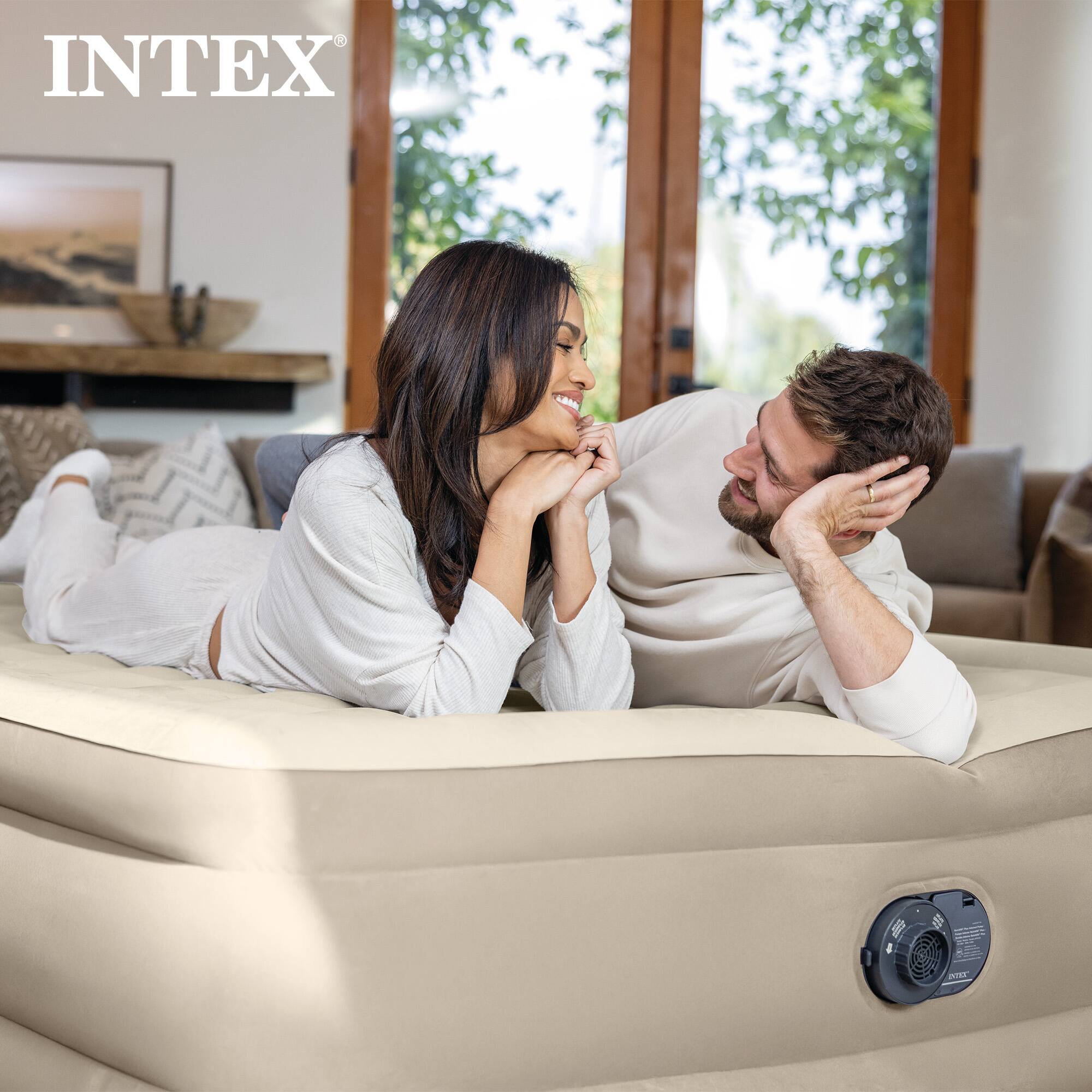 Intex 64427ED Dura Beam Deluxe Ultra Plush Air Mattress w/Built in