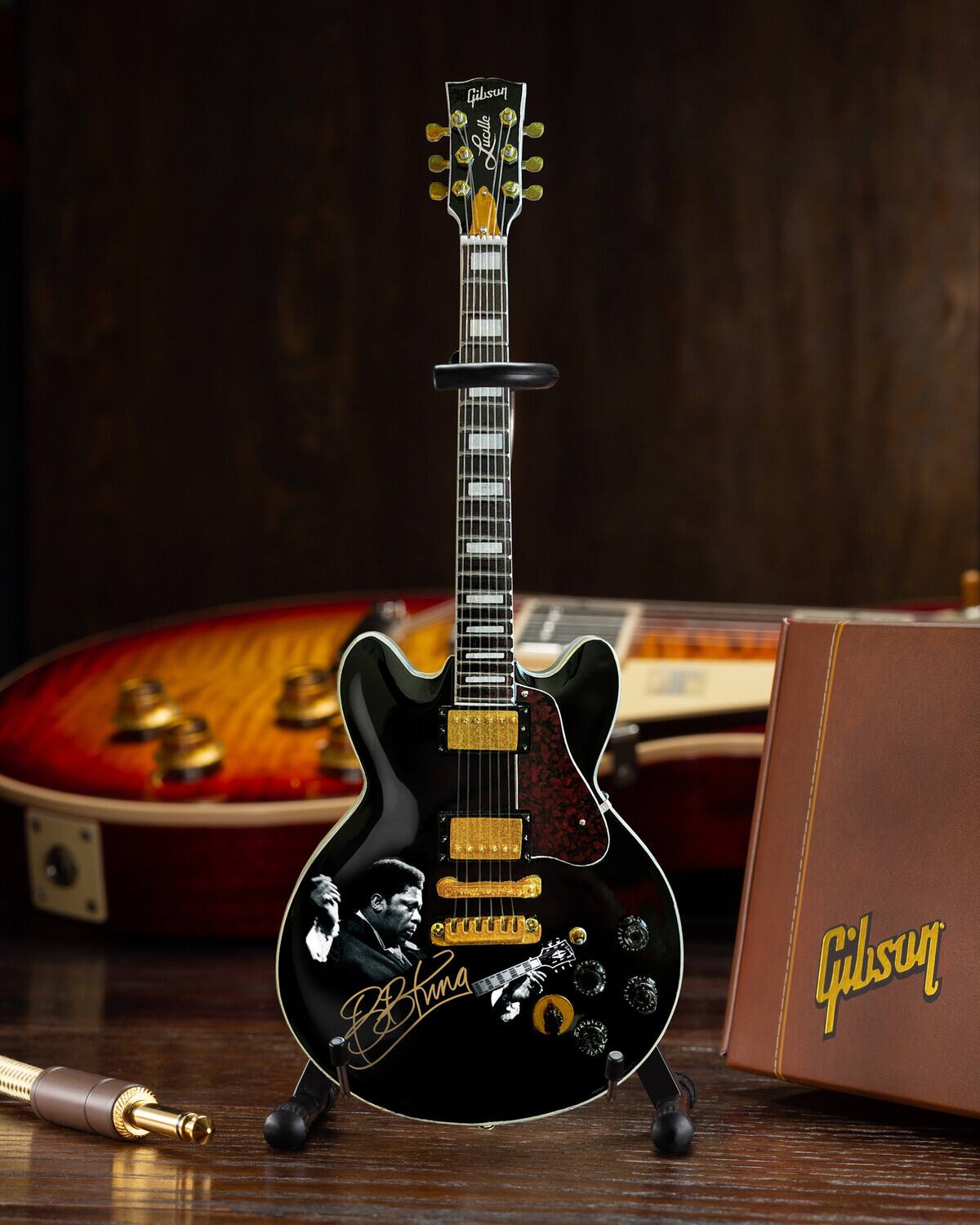 Gibson  
BB King