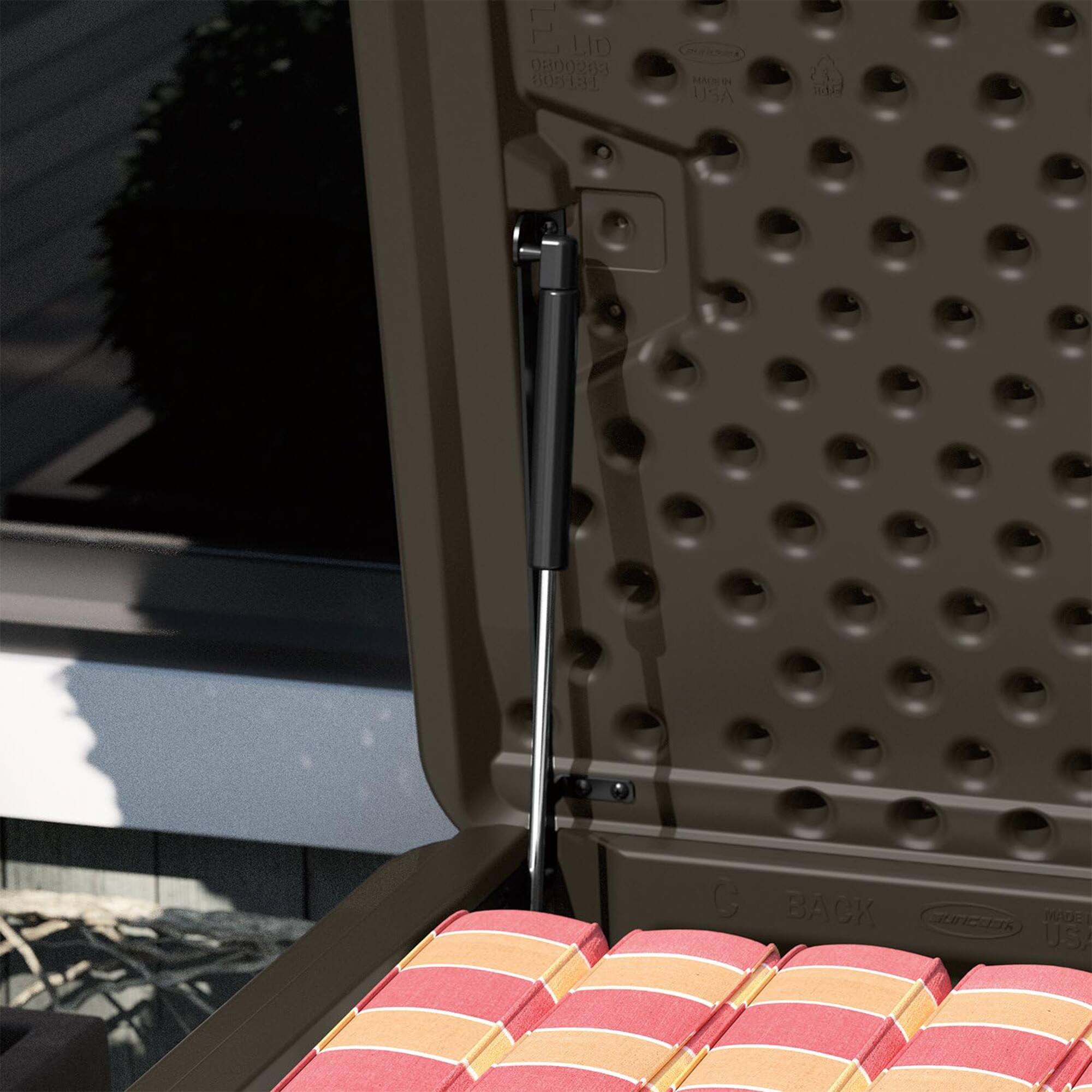 PLID 0800283 500131  
MACIOL USA  
1 C BACK  
MADE IN USA