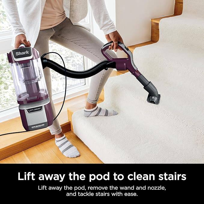 Shark LIFT-AWAY OOR NEUTRALIZER

Lift away the pod to clean stairs

Lift away the pod, remove the wand and nozzle, and tackle stairs with ease.