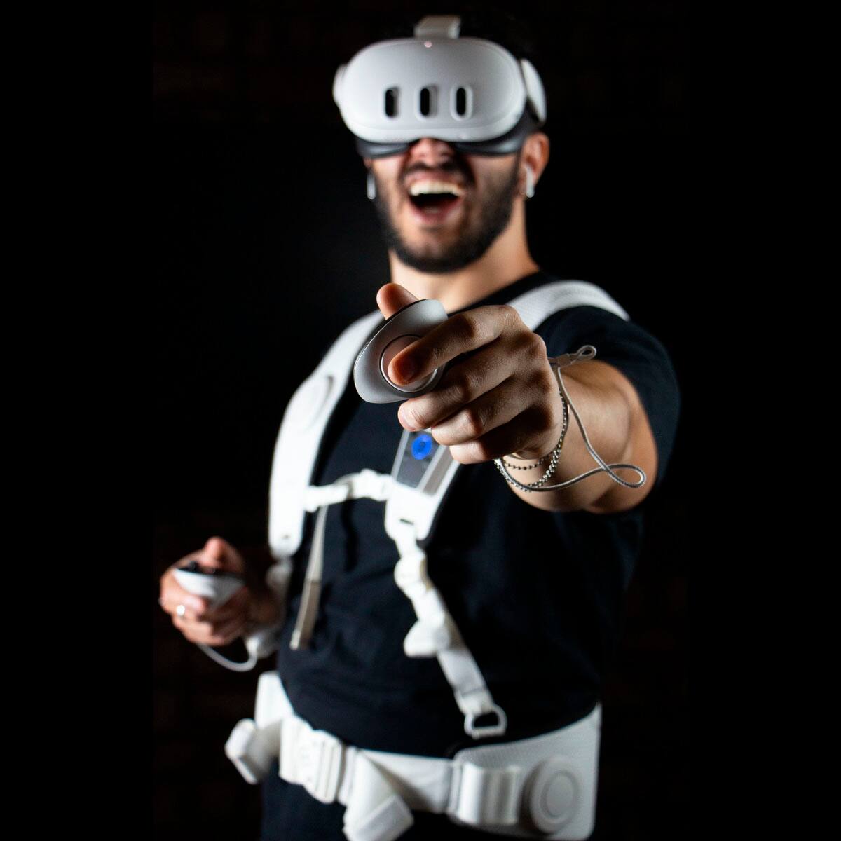 Alt View 17. Woojer - Made for Meta High-Fidelity Haptic Vest 3 - for VR, Games, Music, Movies, and Wellness. - White, Black.