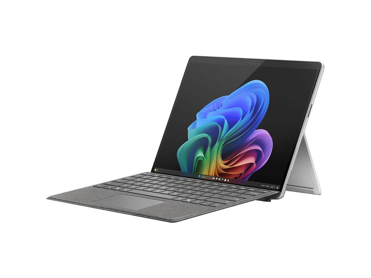 Alt View 3. Microsoft - Surface Pro 11 13" Copilot+ PC ZIP-00001 - Platinum.