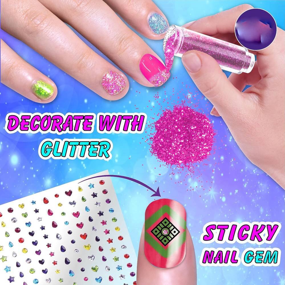 DECORATE WITH GLITTER

STICKY NAIL GEM