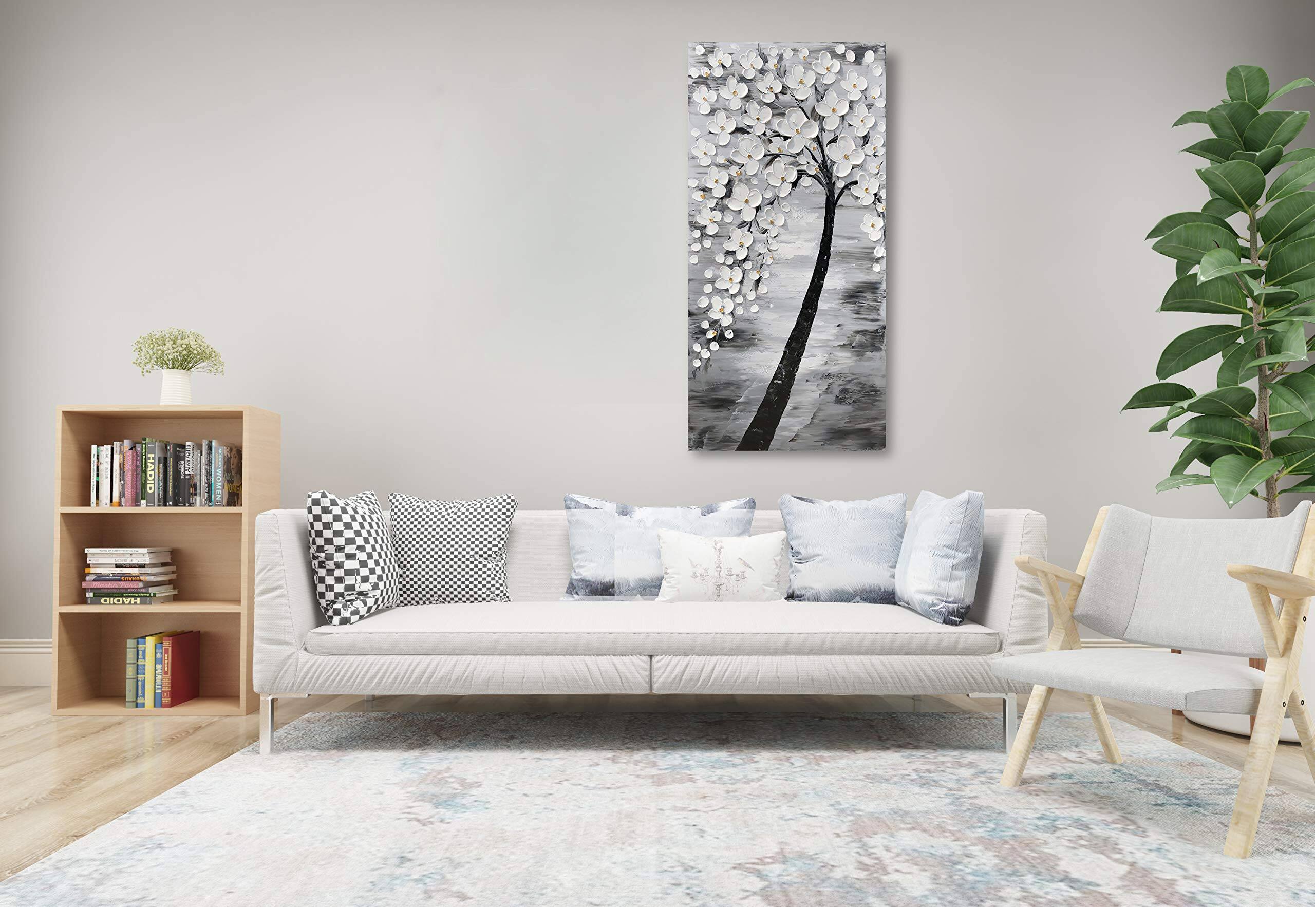 HADID - HADID!  
I I NSWOMA