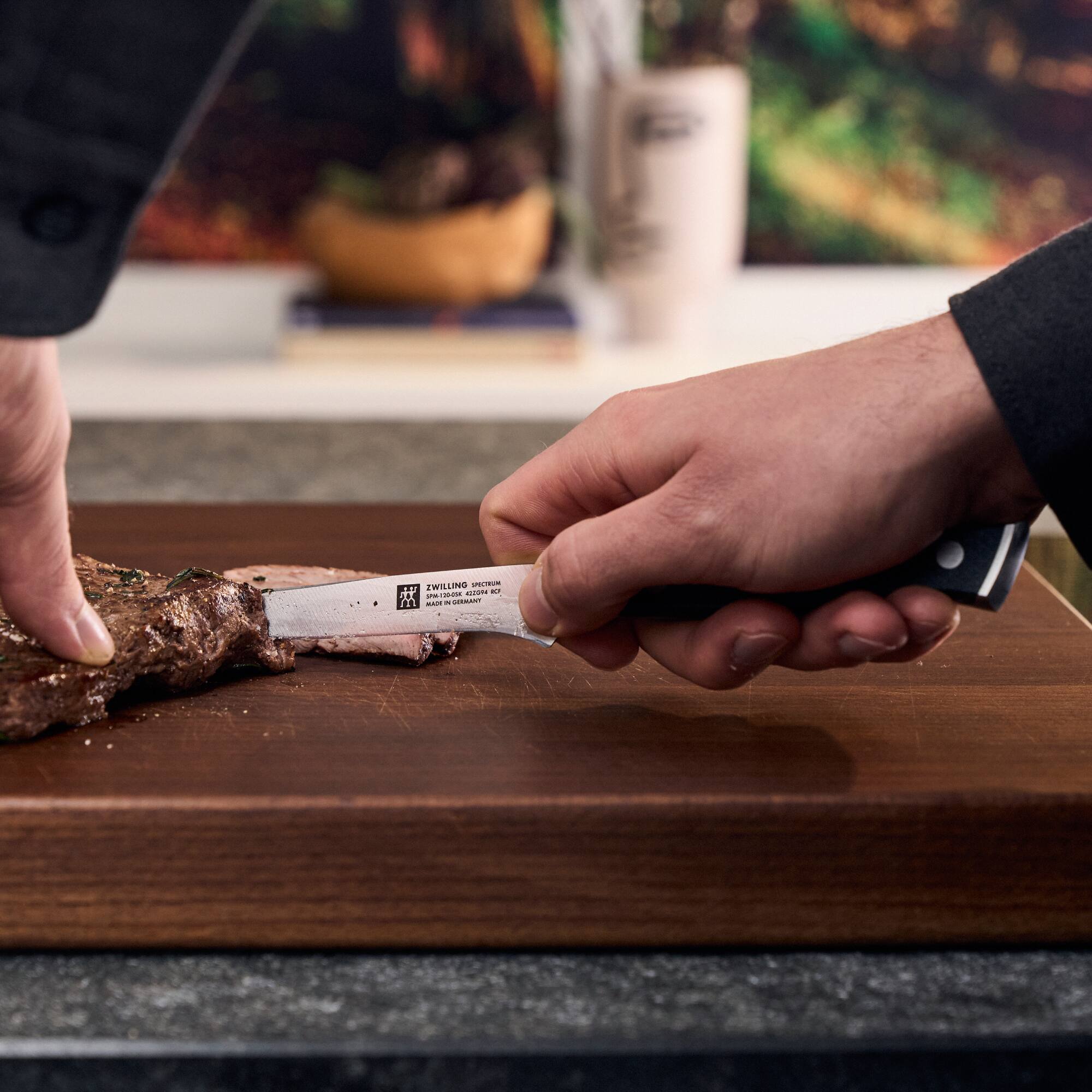 ZWILLING - AA a d - 2 mn - addae

ZWILLING SCHERF
MADE IN GERMANY