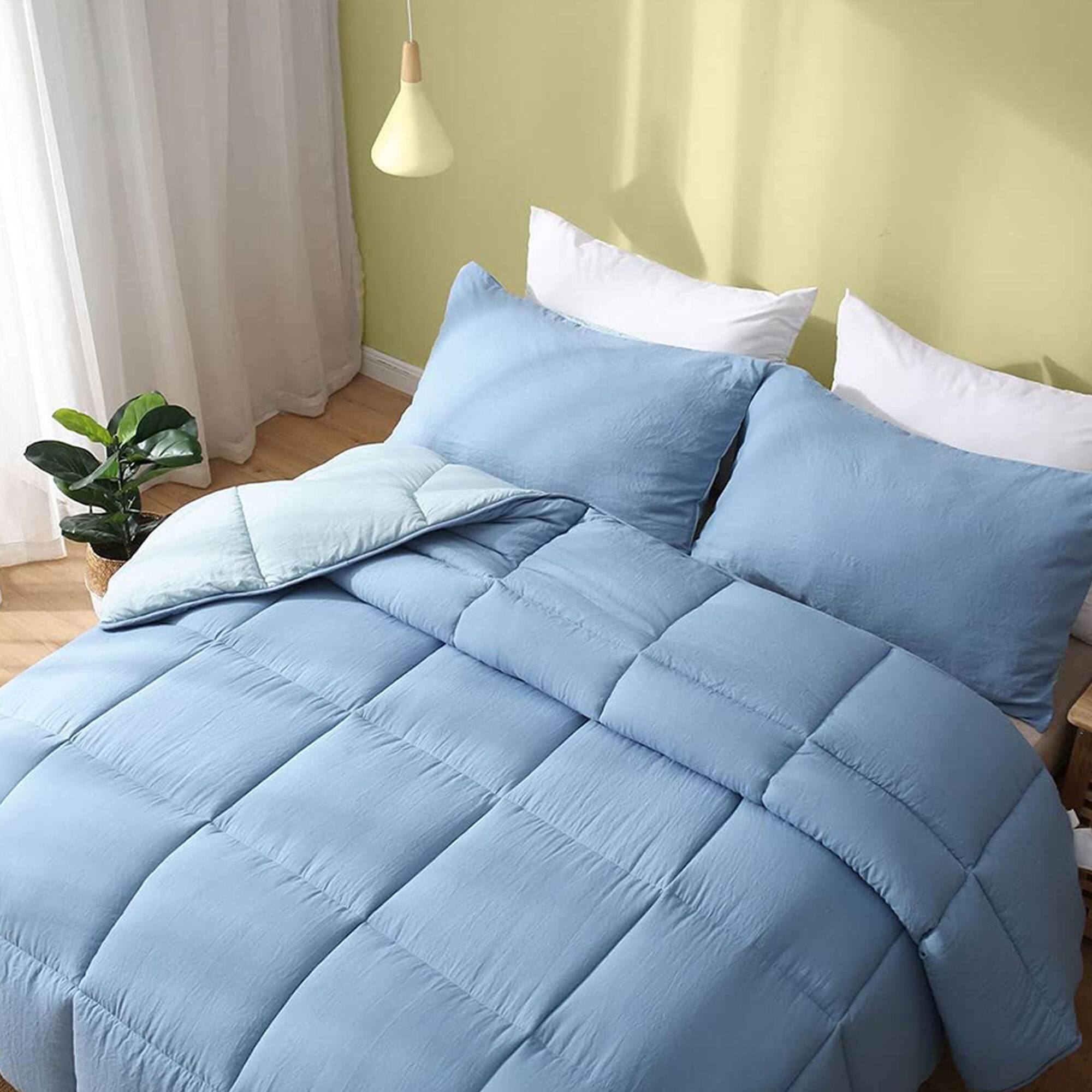 Alt View 2. APSMILE - APSMILE Reversible All Season Down Alternative Full Queen Comforter, Light Blue - Light Blue/Dark Blue.