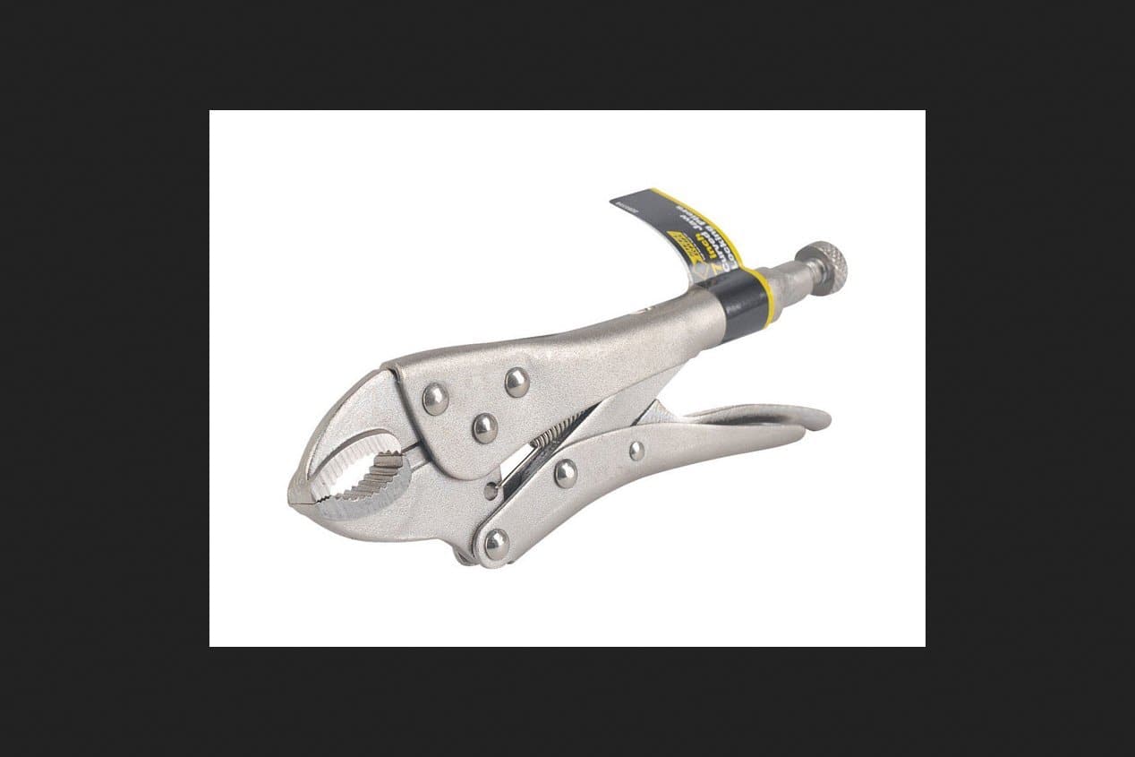 Amber Sporting Goods - General Tech Intl 2251114 "Steelgrip" Curved Jaw Locking Plier 7"
