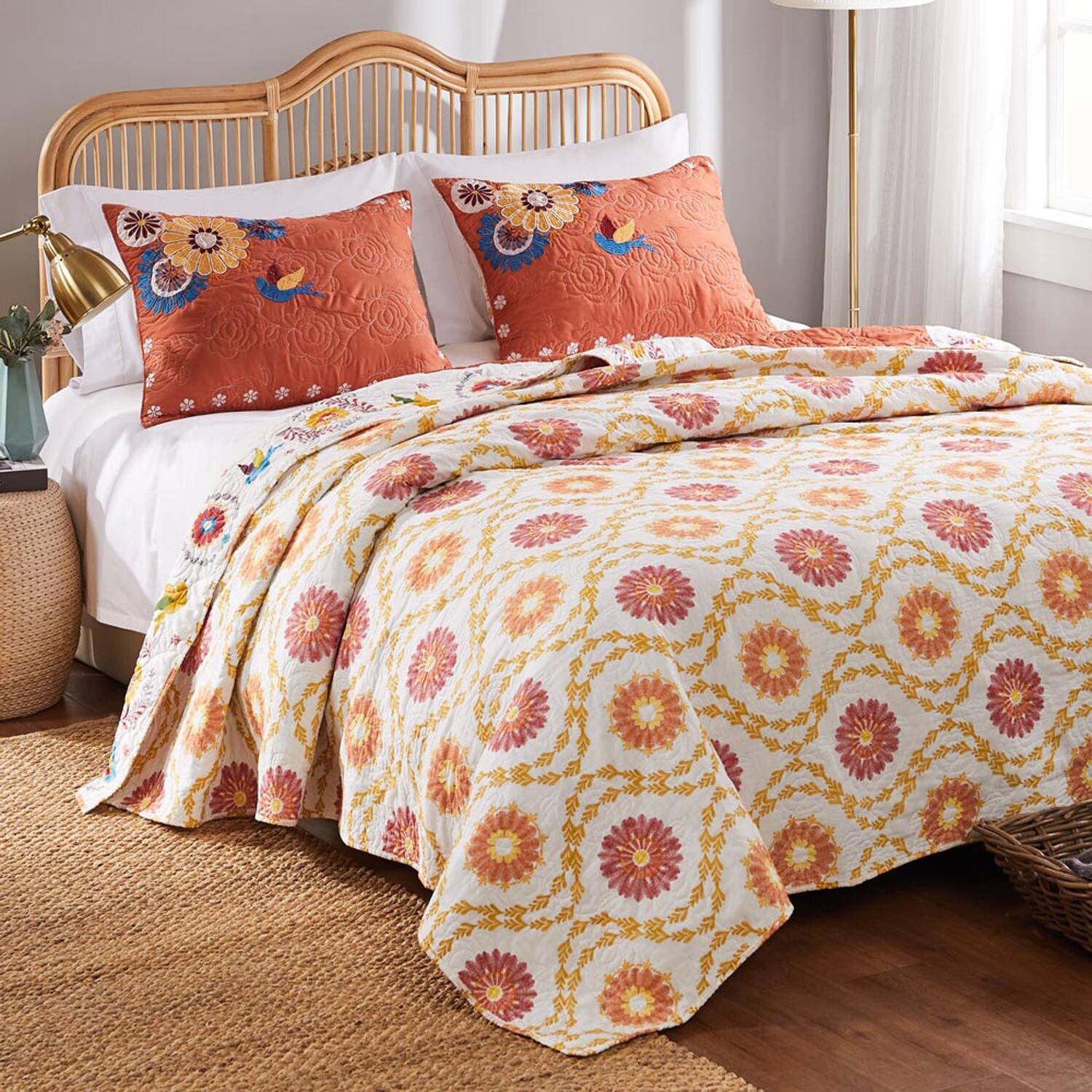 Angle. Greenland Home Fashions - Greenland Home Fashions 100% Microfiber Polyester Topanga 5-Piece Full/Queen Quilt & Pillow Bonus Set Multi - Multi.