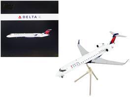 GeminiJets - Bombardier CRJ700 Delta Air Lines Delta Connection Commercial Aircraft Tail Gemini 200 1/200 - White with Blue & Red
