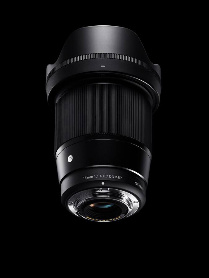 C 16mm 1:1.4 DC DN 67 SIGMA