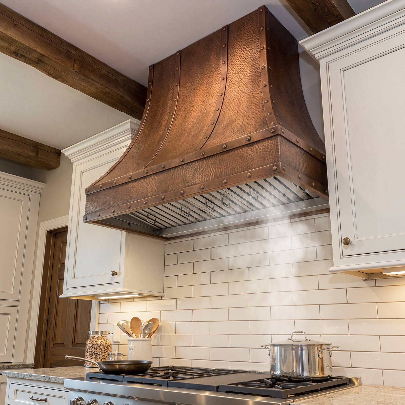 Alt View 5. Akicon - Akicon 36 inch Ducted 600-CFM Range Hood Insert with 4-Speed Fan, 2 LED Lights and Baffle Filter - Stainless steel.