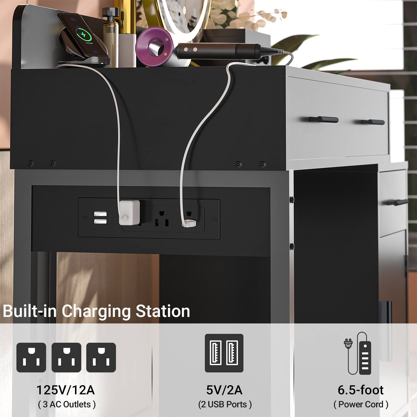 4 C Built-in Charging Station  
125V/12A (3 AC Outlets)  
5V/2A (2 USB Ports)  
6.5-foot (Power Cord)
