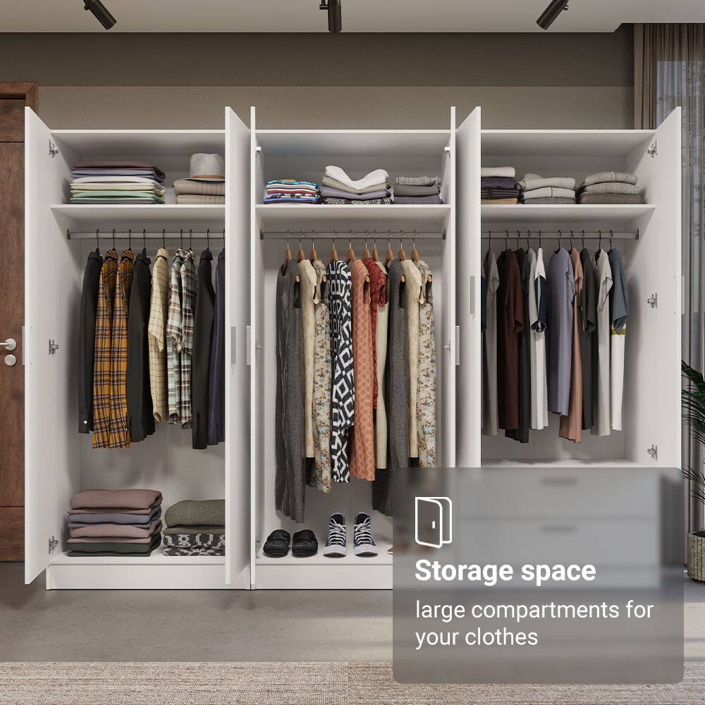 Storage space  
large compartments for your clothes