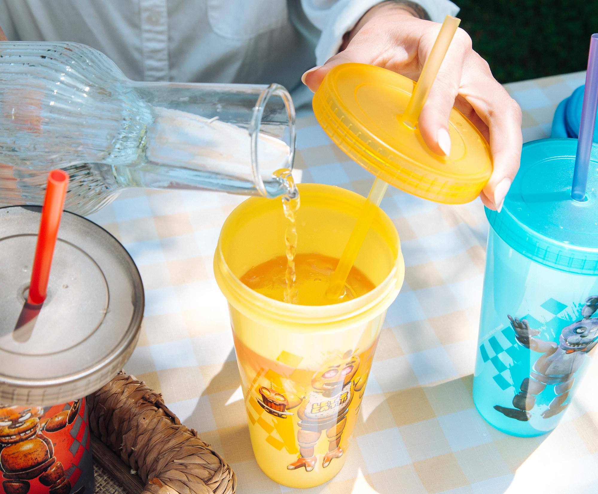 Alt View 5. Silver Buffalo - Five Nights At Freddy's 4-Piece Color-Changing Plastic Tumbler Set - Multi-Color.