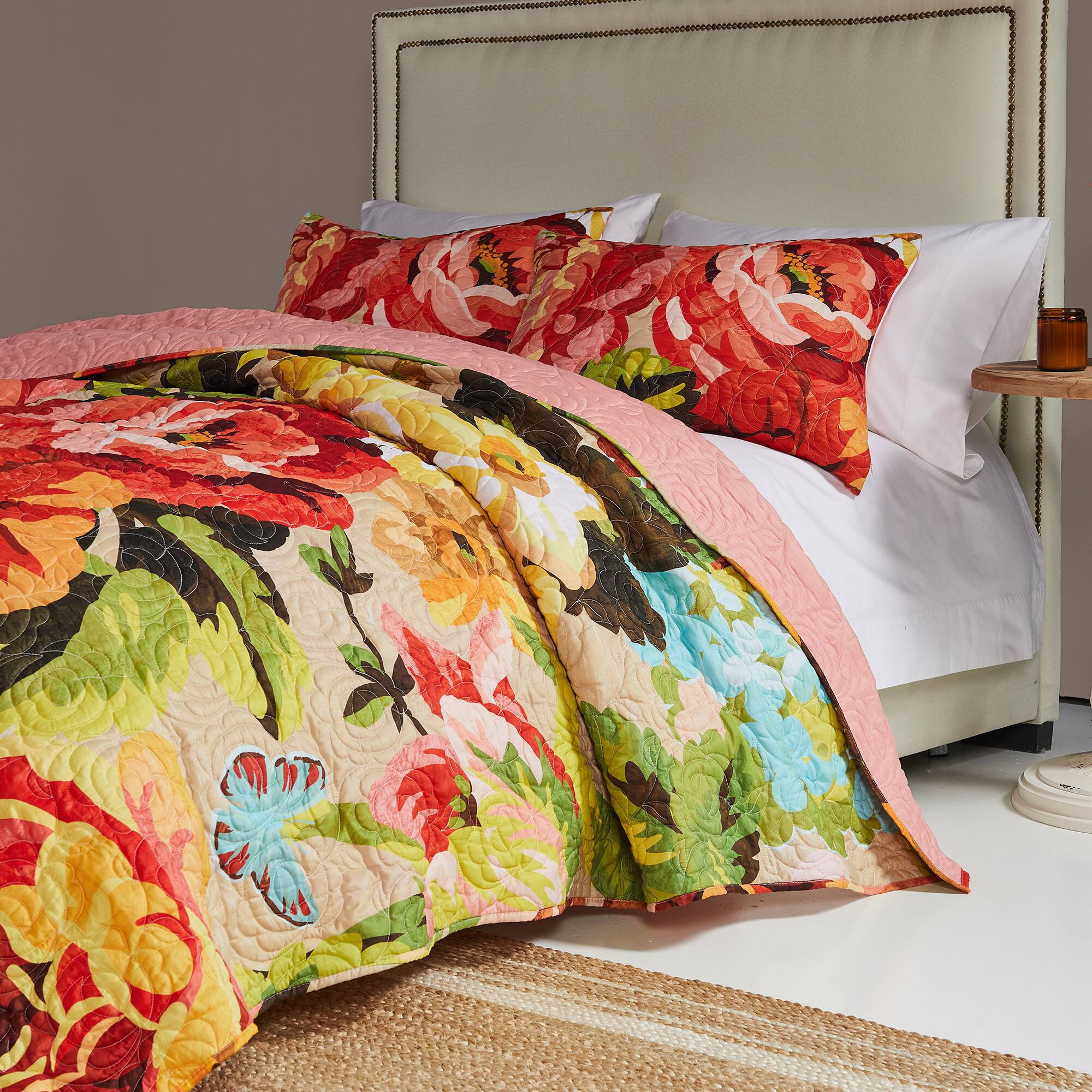 Angle. BreeBe - Senna Quilt Set 3-Piece Full/Queen - Harvest.